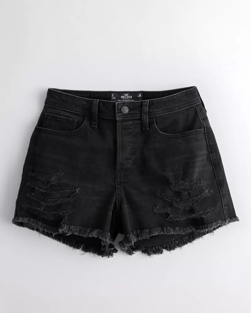 Curvy Vintage Stretch High-Rise Denim Mom Short 3" | Hollister UK