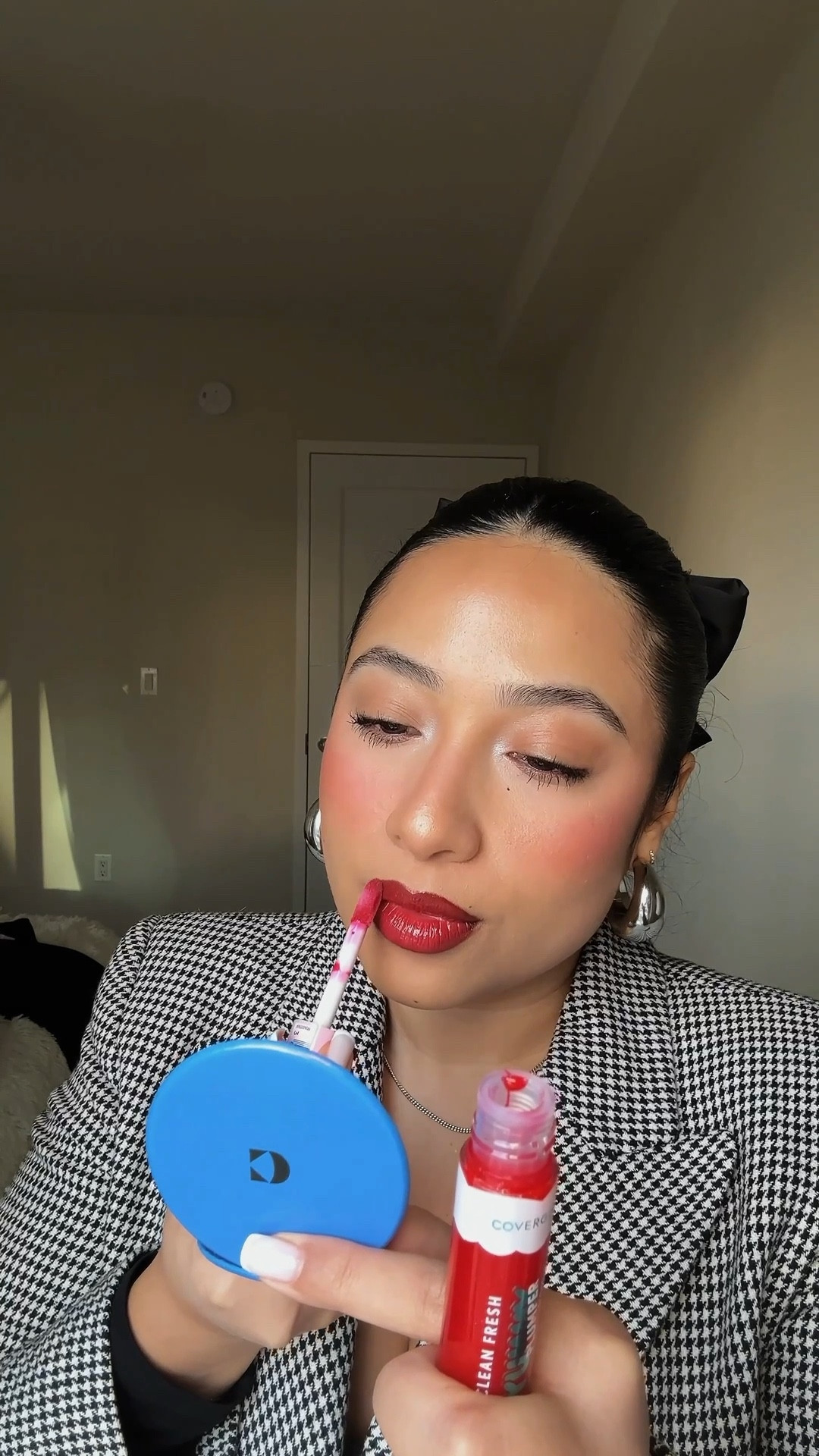 Glossy Red Lip

#LTKHoliday #LTKgrwm #LTKBeauty