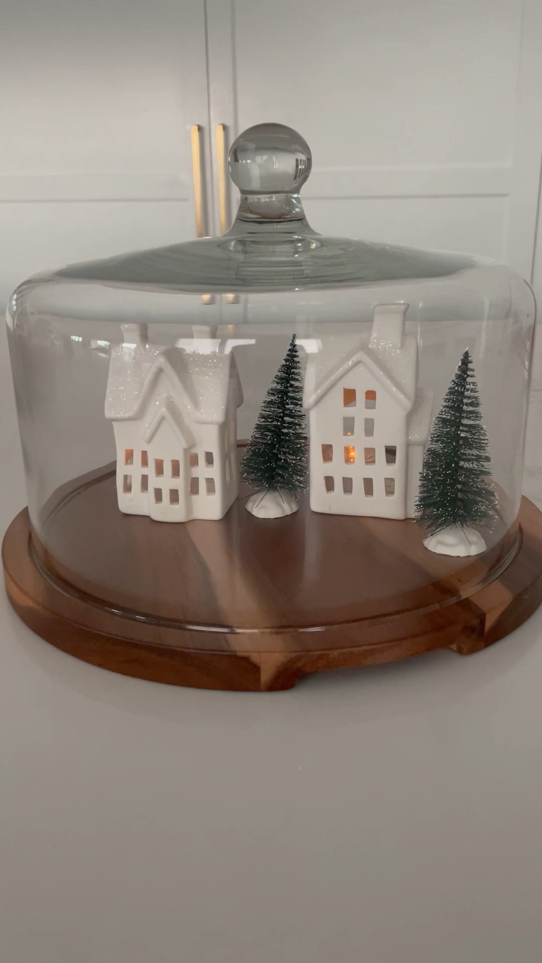 The cutest cake display! Perfect for holiday decor or yummy treats!

#LTKHoliday #LTKSeasonal #LTKhome