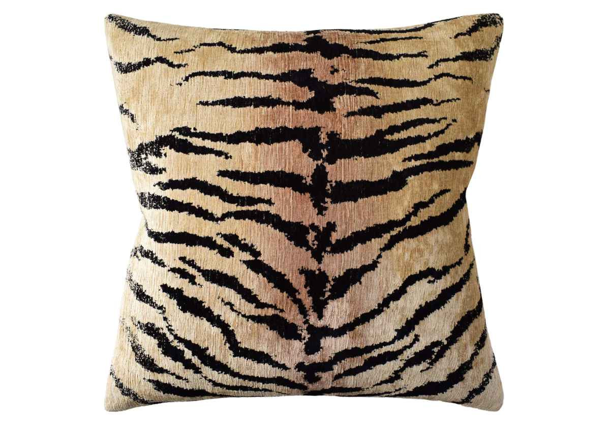 PROVOCATIVE PILLOW | Set of 2 | Alice Lane Home Collection