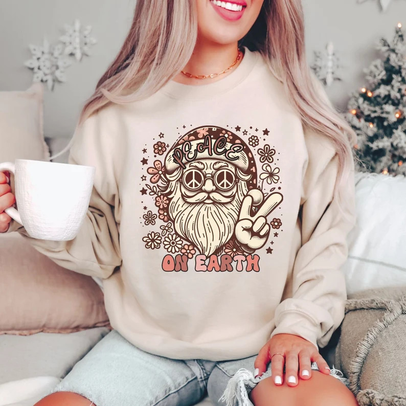 Hippie Santa Sweatshirt, Retro ChristmasSweatshirt, Holiday Retro Sweater, Groovy Santa Sweatshir... | Etsy (US)