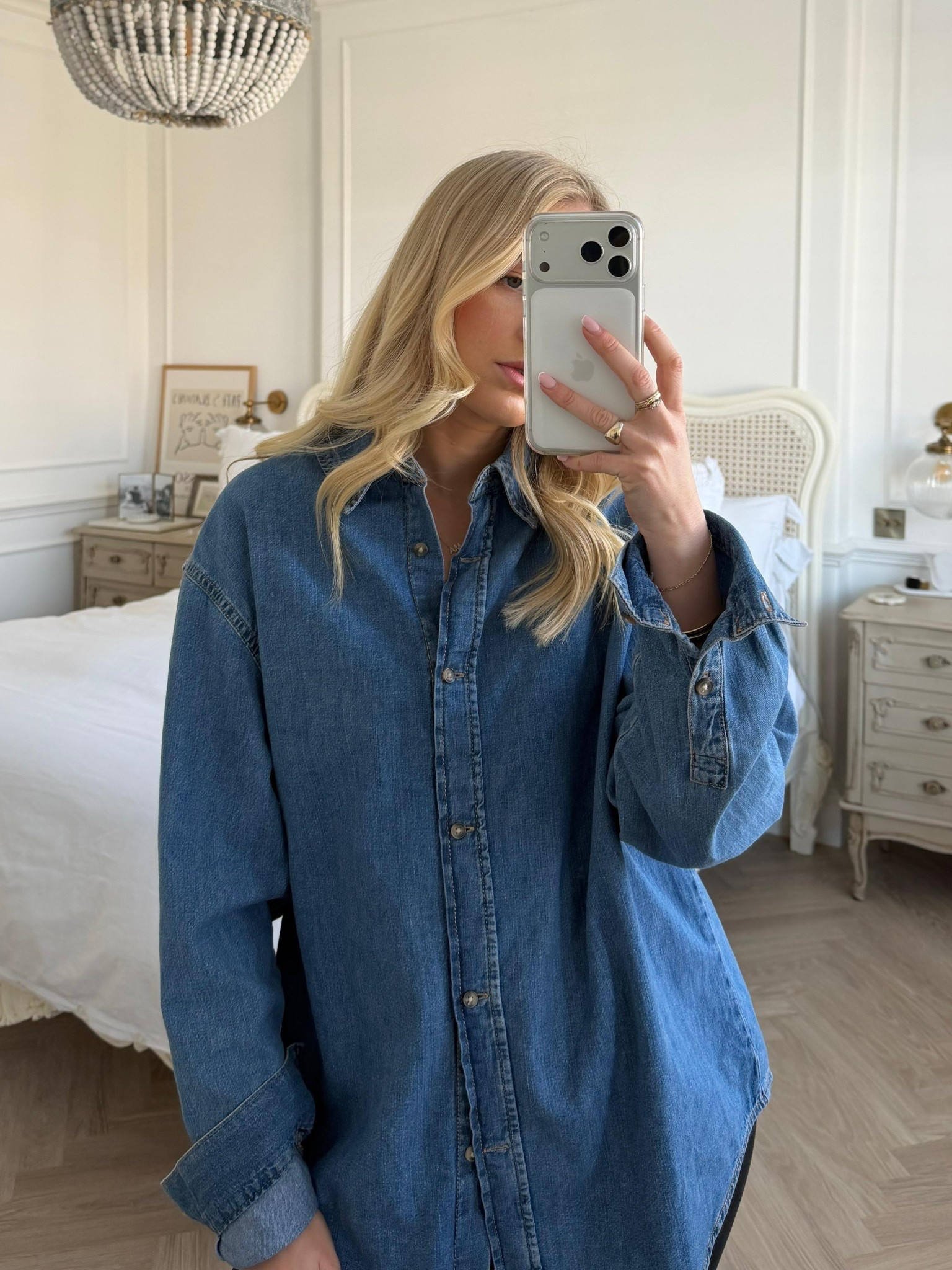 shirt is old zara but tagged lots of similar 🩵

#LTKootd