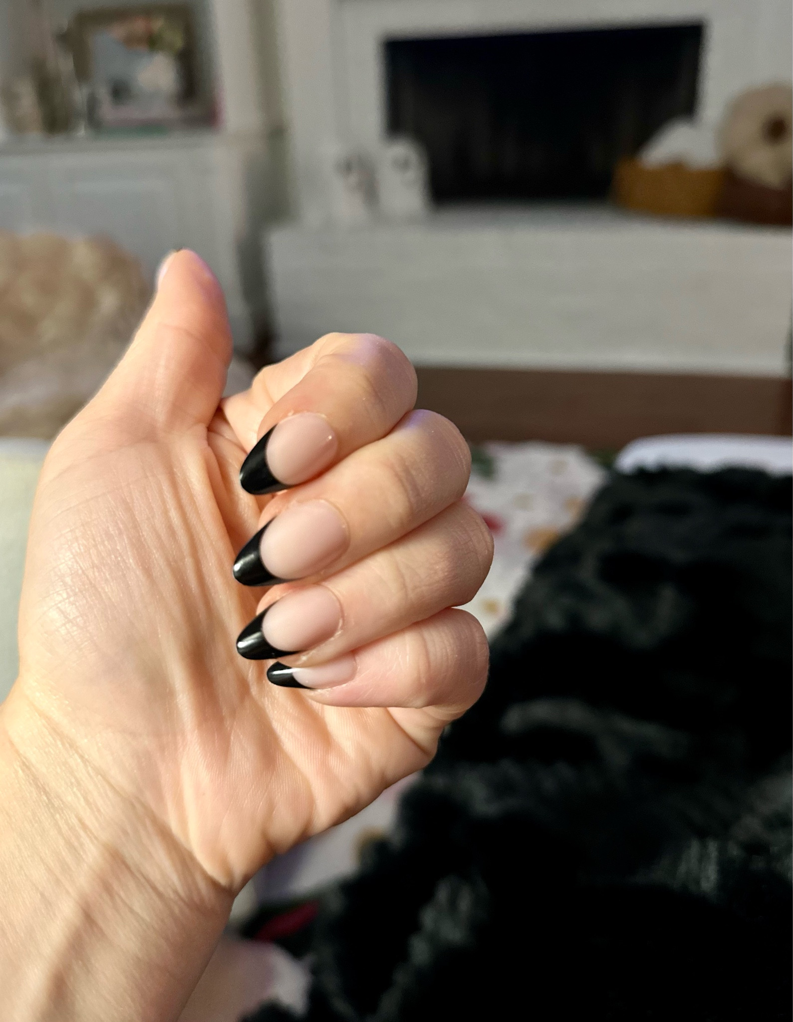 Love these nails! 💅🏼 look salon like and last me around 10-11 days with zero issues. 👏

#LTKMidsize #LTKStyleTip #LTKBeauty