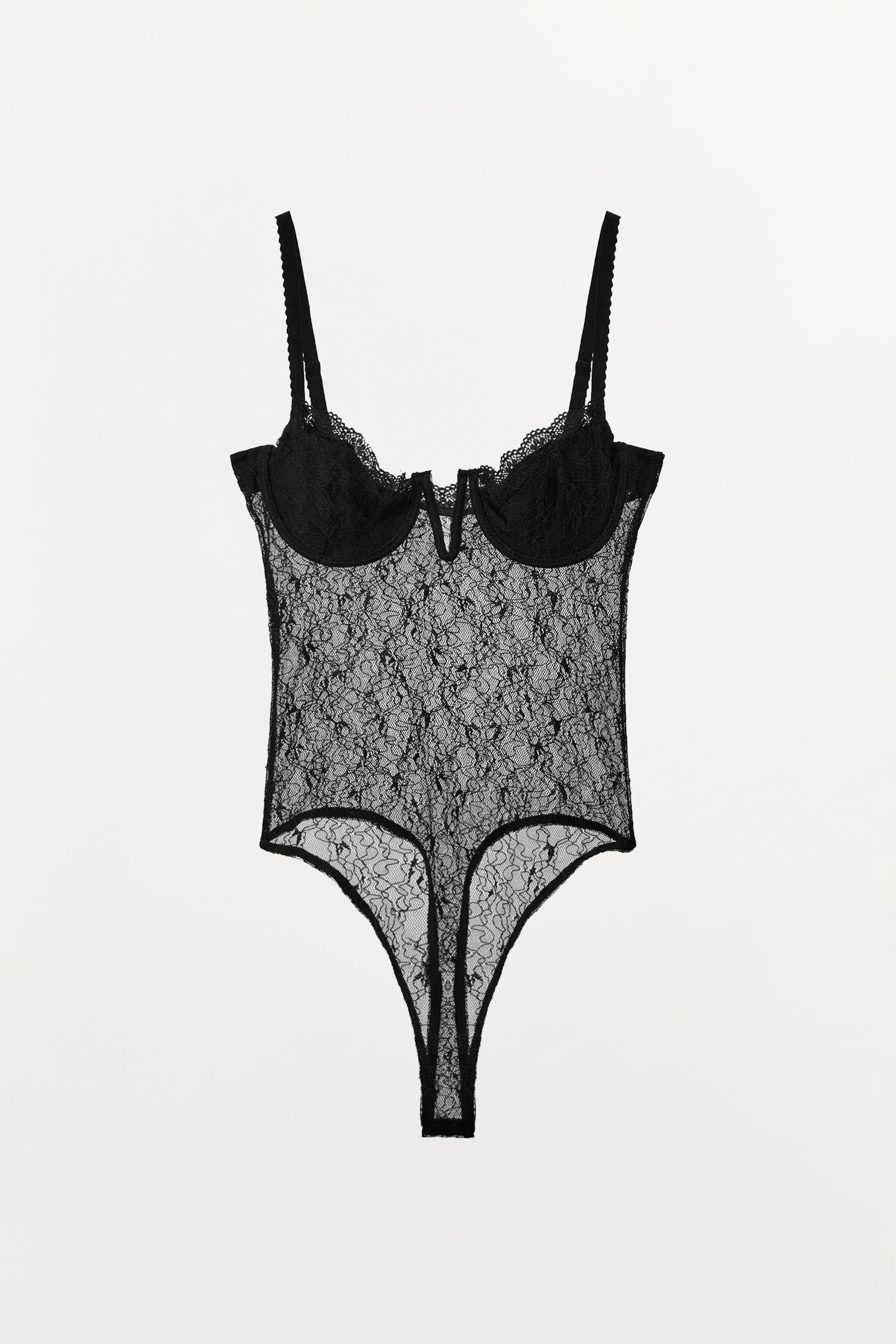BODY MIT SPITZENMATERIALKOMBINATION | Zara DE