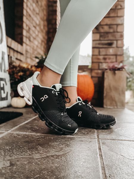 ❤️‍🔥Hearts on fire for this shoe crush today! Lightweight and the perfect shoe for walking or running! 👟 #on #cloudflyer #shoes


#LTKGiftGuide #LTKshoecrush