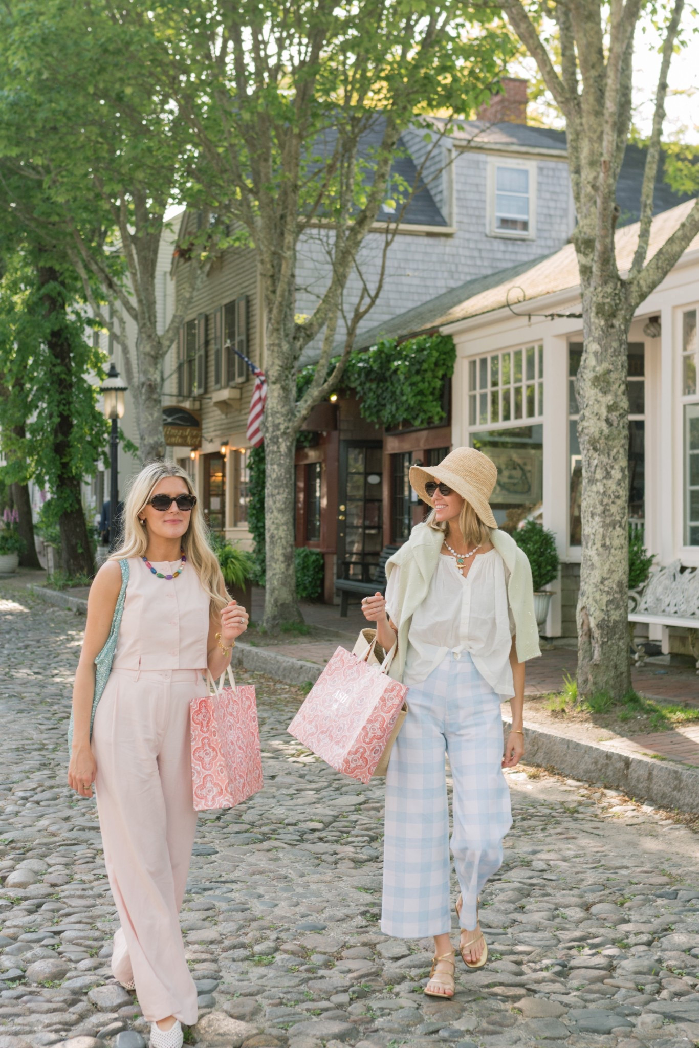 Matching Zara set for walking around town 

#LTKTravel #LTKStyleTip #LTKFindsUnder100