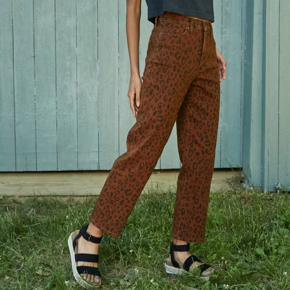 Women's High-Rise Vintage Straight Cropped Jeans - Universal Thread™ | Target