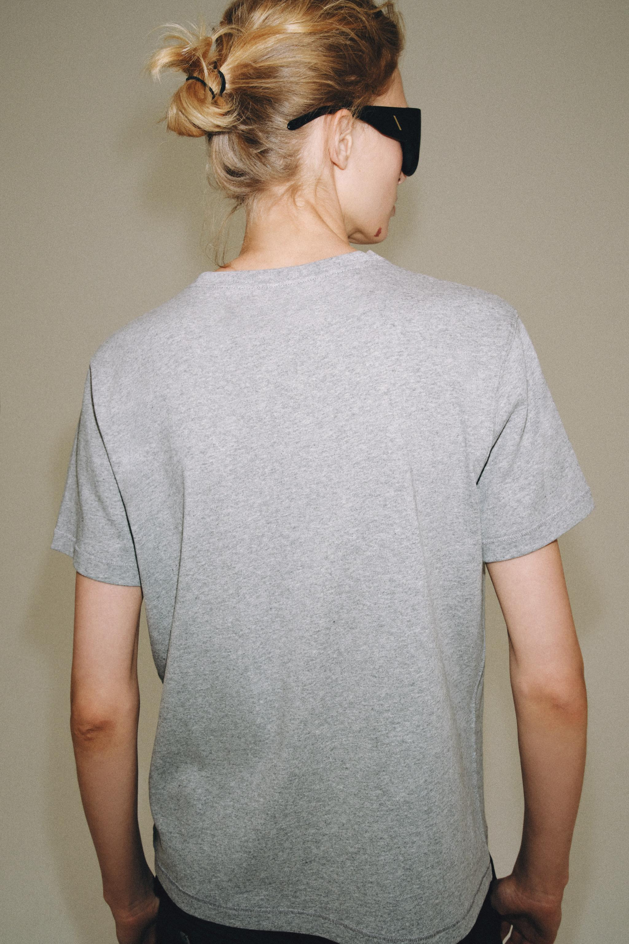 Model height: 179 cmREGULAR FIT - ROUND NECK - REGULAR LENGTH - SHORT SLEEVET-shirt crafted from ... | Zara FR