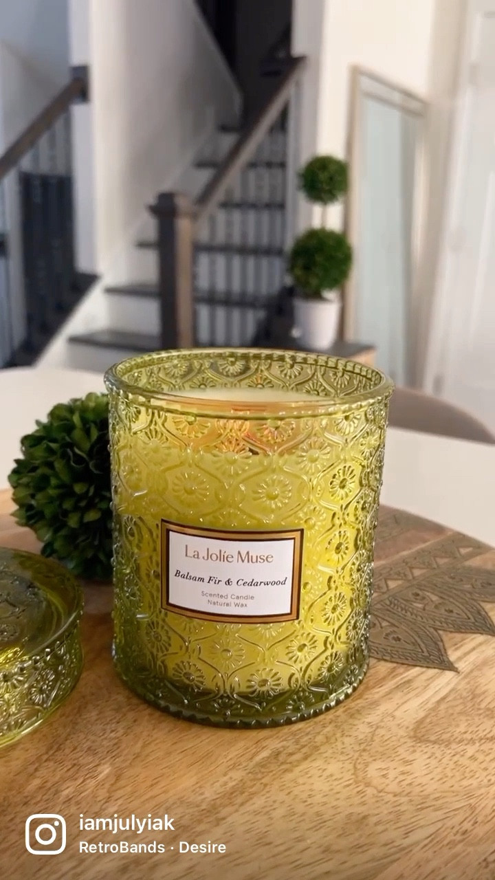 This scent will turn your home into a Christmas wonderland.

Christmas, holiday season, christmas decor, holiday, thanksgiving, Merry Christmas, christmas candles, christmas scents

#LTKhome #LTKHoliday #LTKunder50