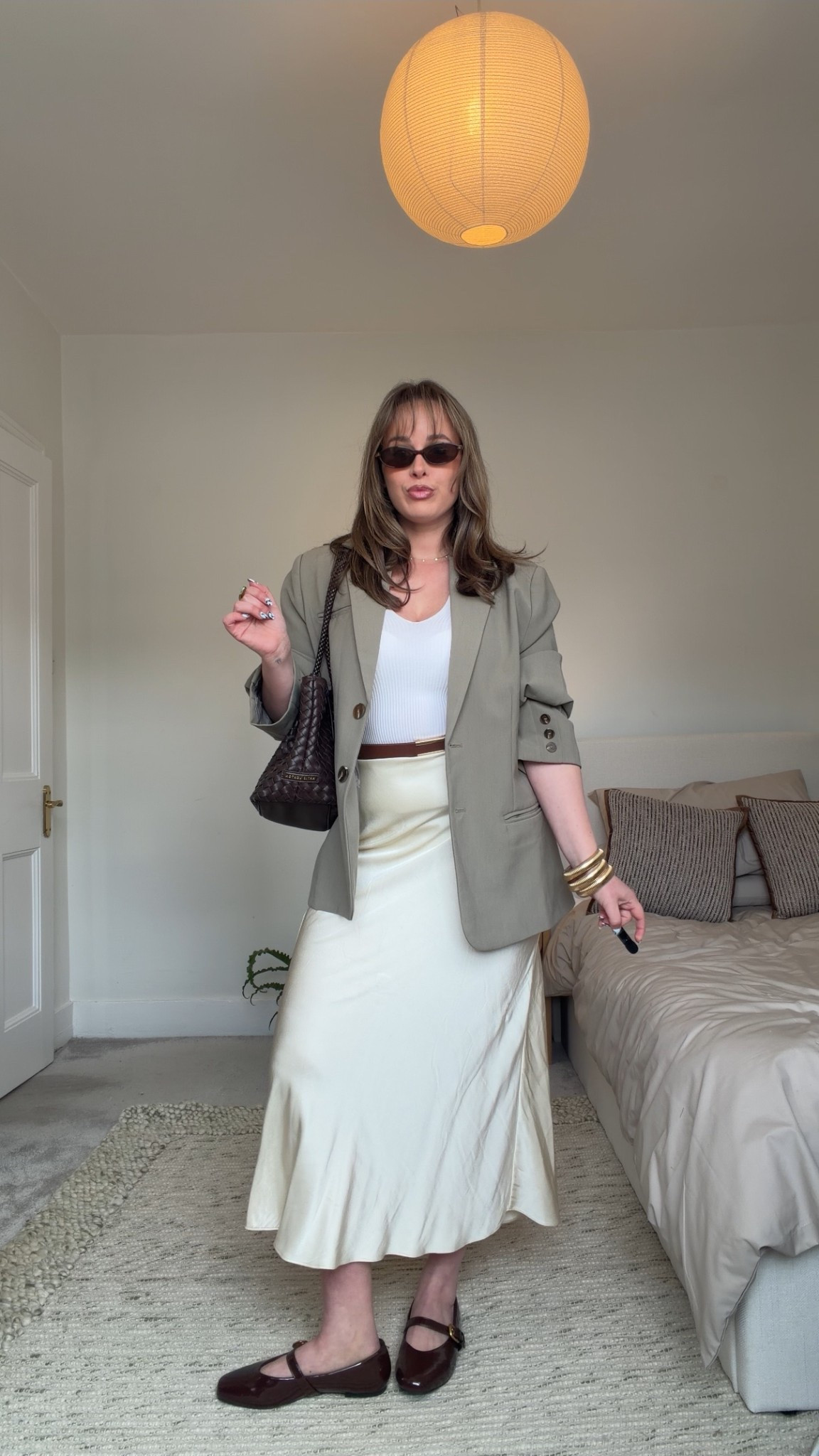 Spring satin skirt outfit idea #satinskirt

#LTKuk #LTKspring