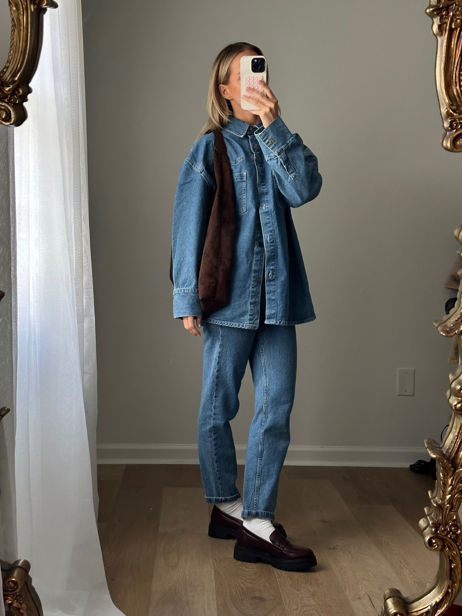 Jeans are old Zara - top is from NA-KD 

#LTKNYFW #LTKFallSale #LTKSeasonal