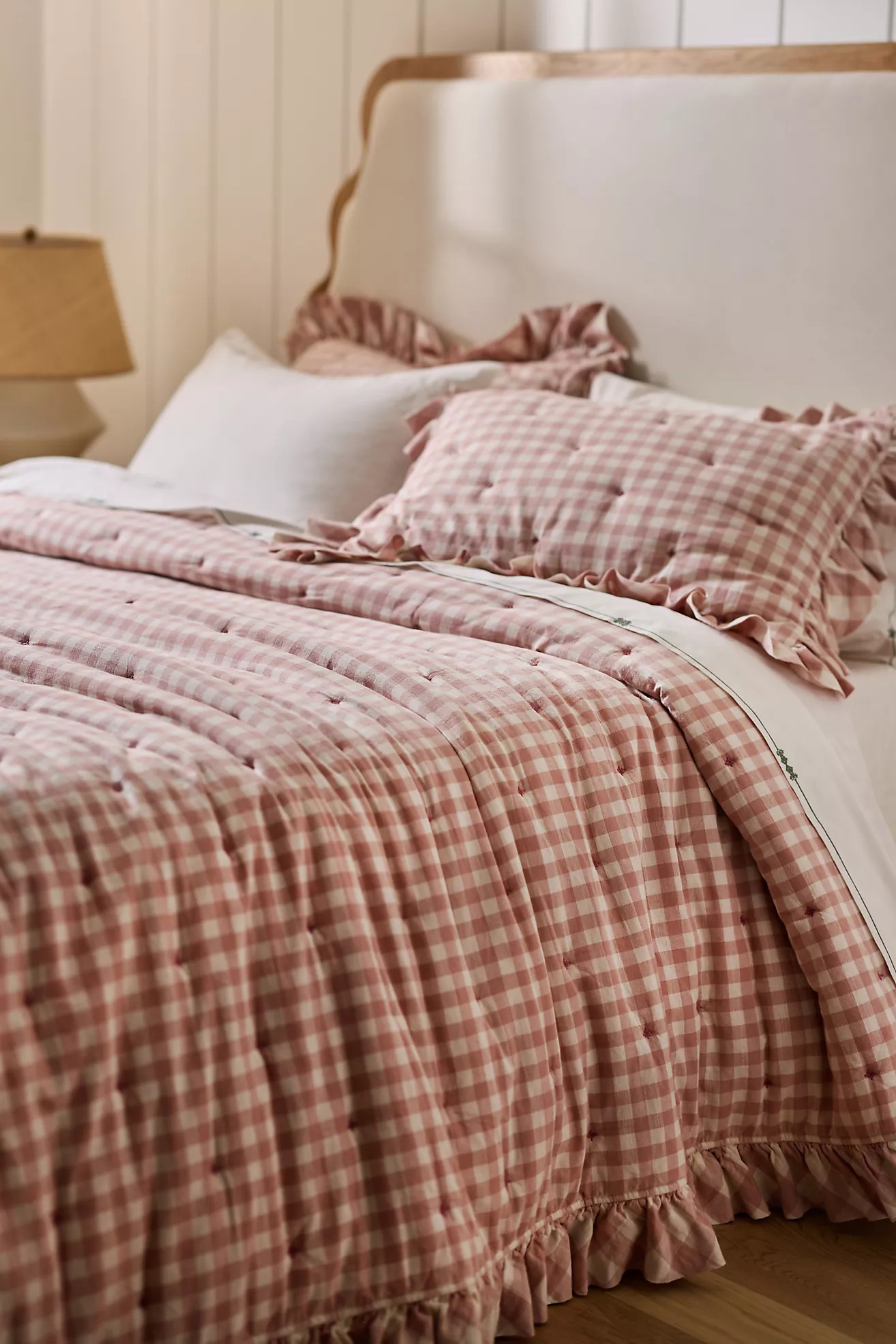 Gingham Ruffle Yarn-Dyed Cotton Quilt | Anthropologie (US)