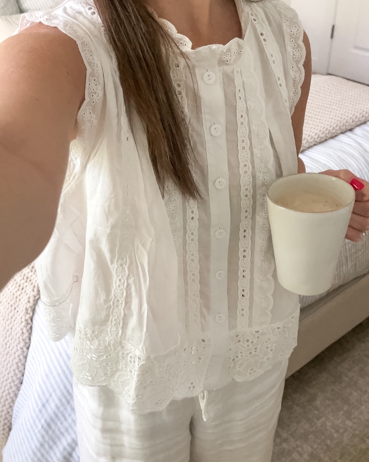 wfh outfits of the week (plus a pool day)! 🤍 loving this lace tank & linen coverup! 

#outfitsoftheweek #wfhoutfit #summeroutfitideas #summerstyle #outfitinspiration