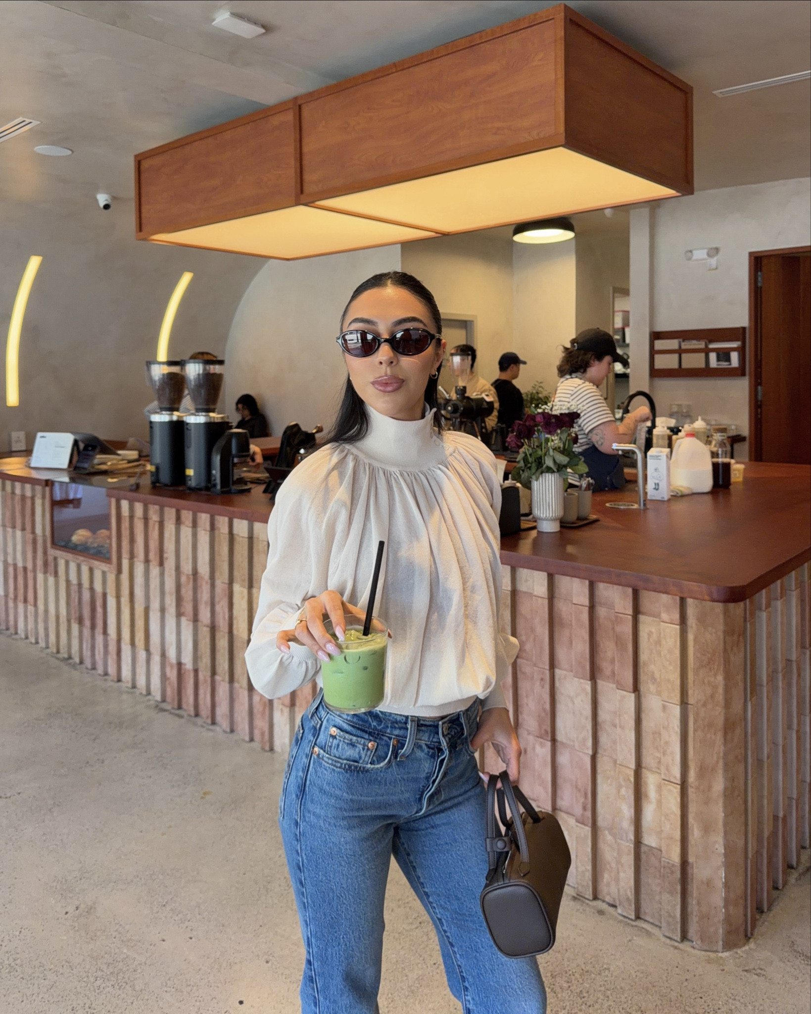 The best, most flattering jeans 🤍

#LTKspringtrends #LTKspring #LTKootd