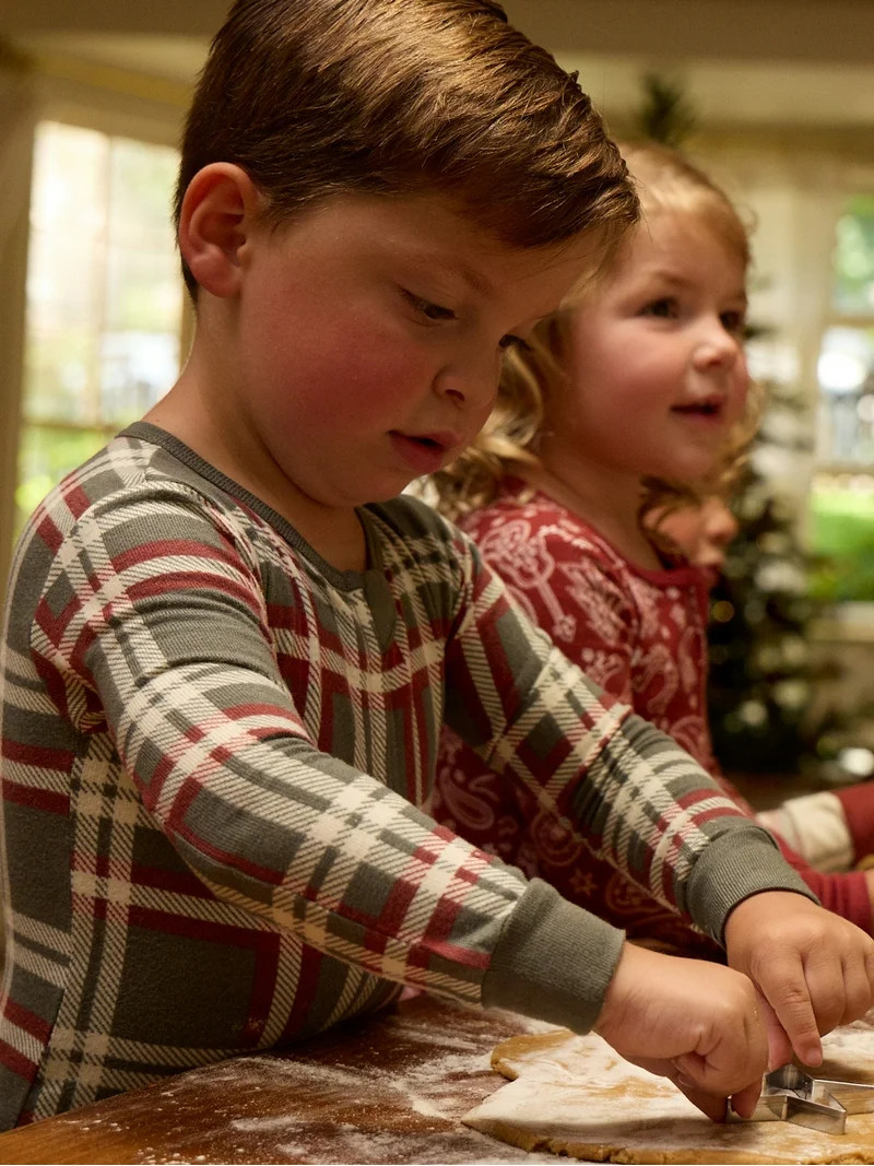 Modern Moments by Gerber Gender Neutral Tight Fitting Christmas Pajama Set, 2-Piece, Sizes 12 Mon... | Walmart (US)