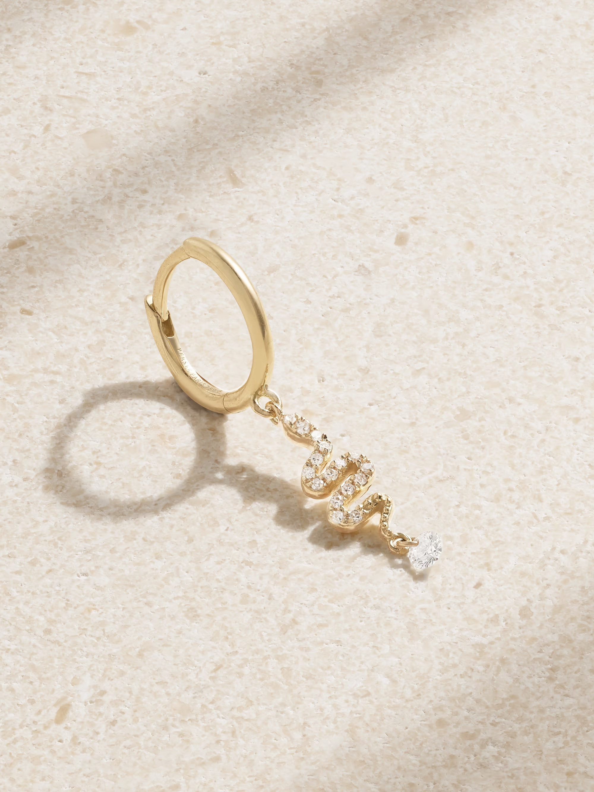 Snake einzelne Creole aus 18 Karat Gold mit Diamanten | NET-A-PORTER (UK & EU)