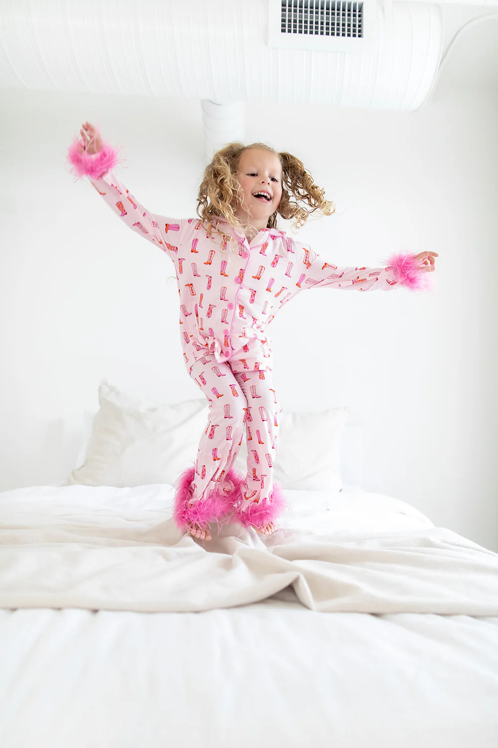 EXCLUSIVE YEE HAW HOLLIE GIRL'S FLARE FEATHERED DREAM SET | DREAM BIG LITTLE CO