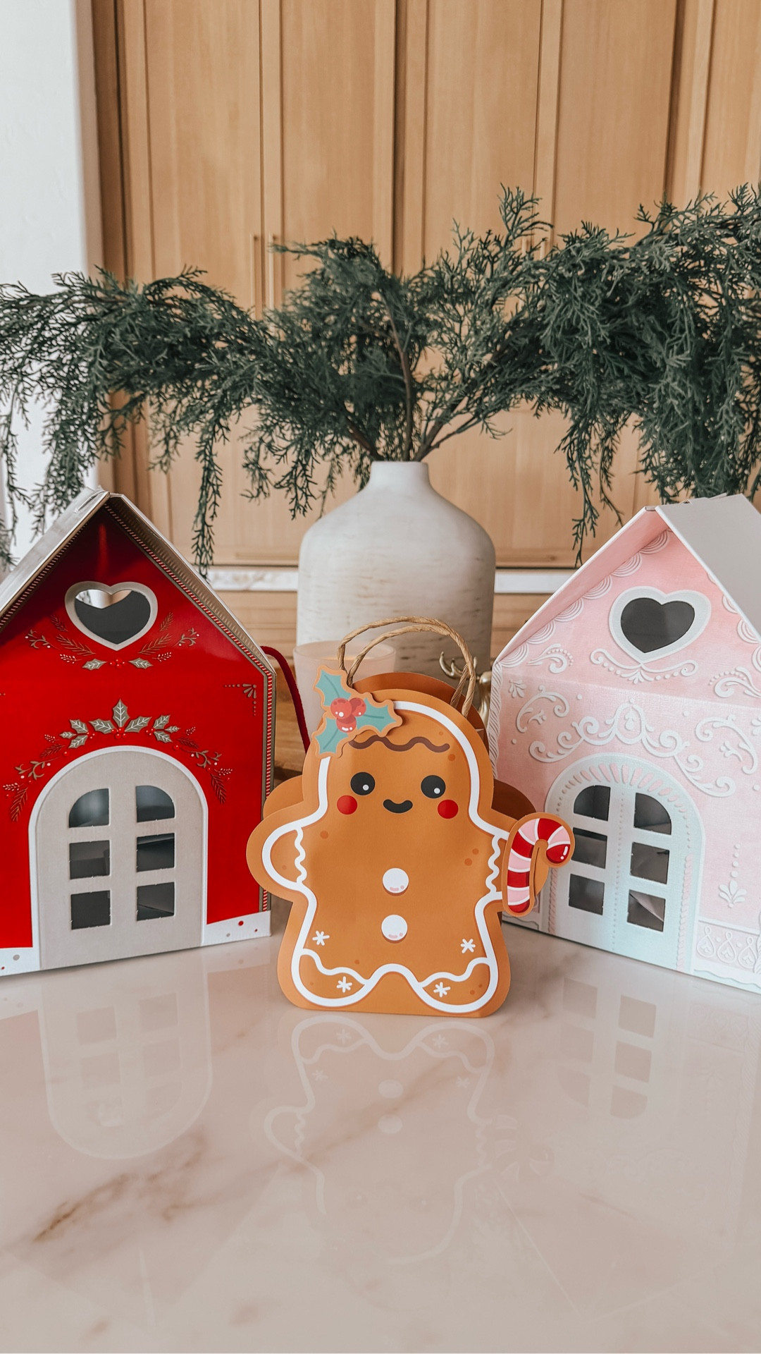 Cute and easy gift wrapping bags and boxes!

#LTKHoliday