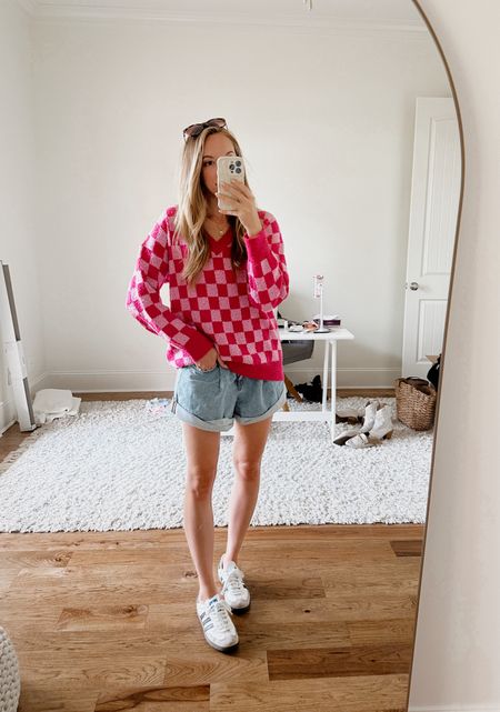 Cute casual spring outfit styled by BarbiGia. Pink checkerboard sweater. Free people cuffed shorts. Adidas samba outfit idea 




#LTKfindsunder50 #LTKSeasonal #LTKstyletip