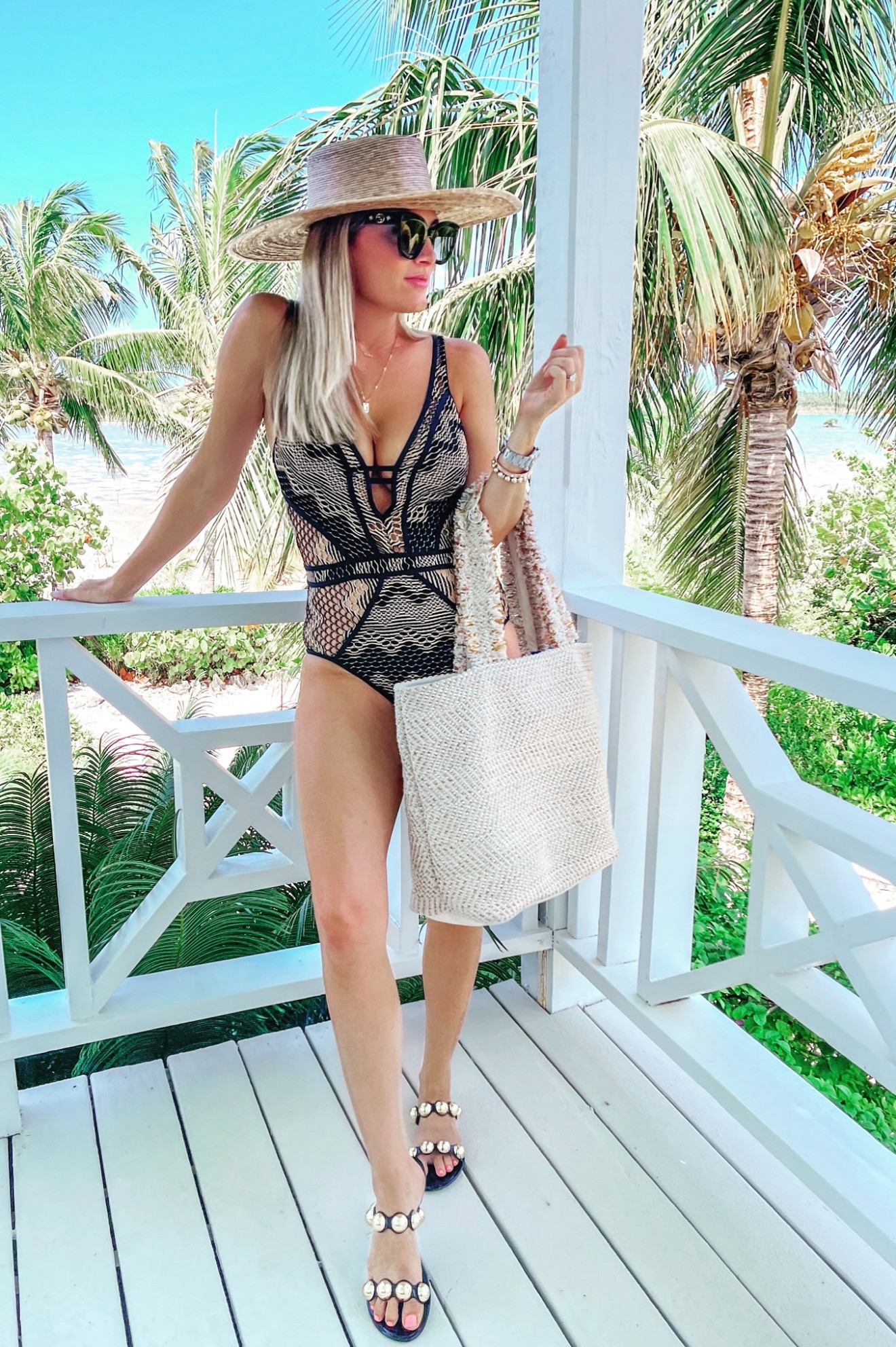 Bahamas mom friendly swim 🩷

#LTKdayinmylife #LTKmomlife #LTKootd