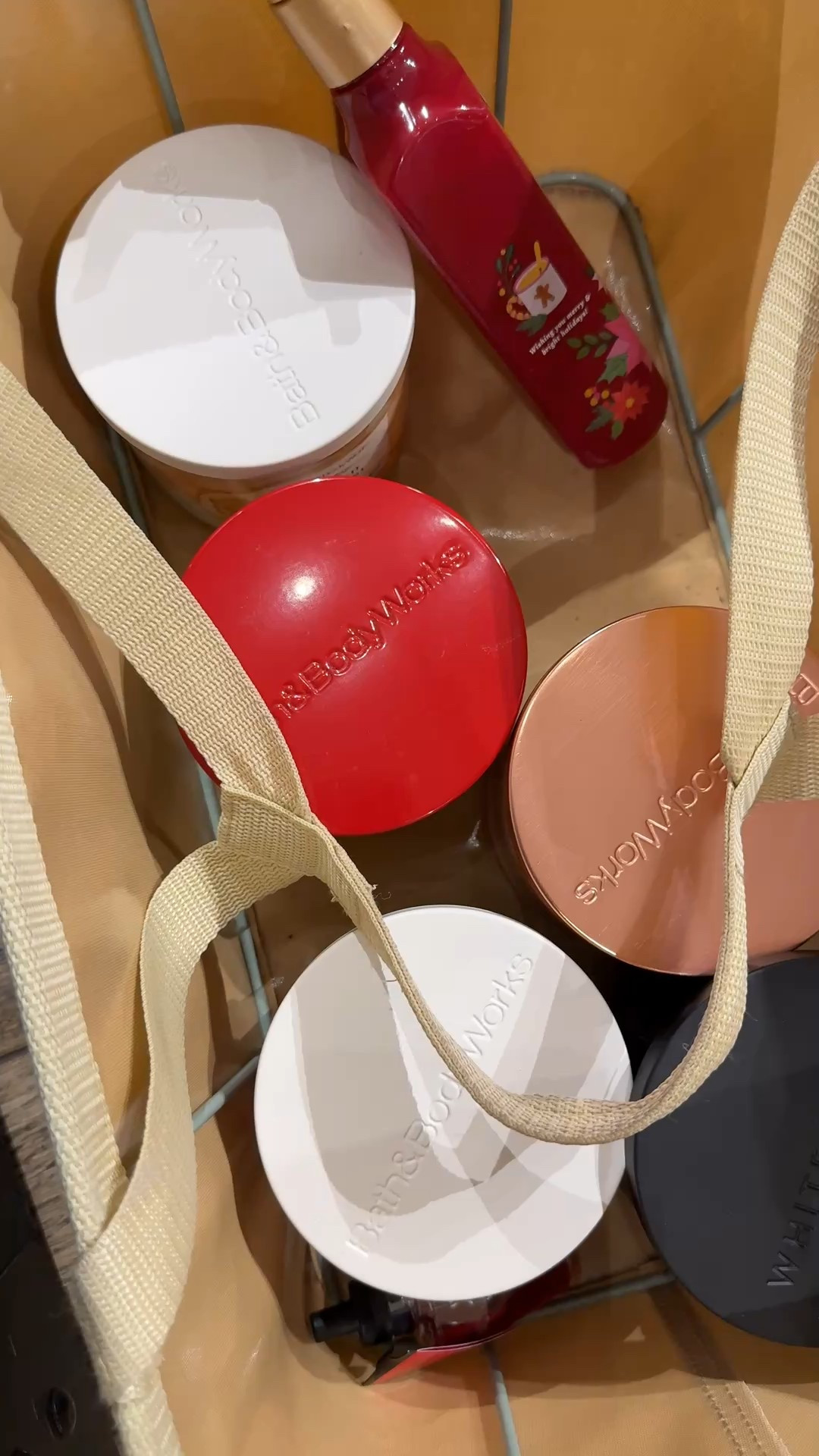 Candle Day 🕯️🎄

#LTKGiftGuide #LTKselfcare #LTKHoliday