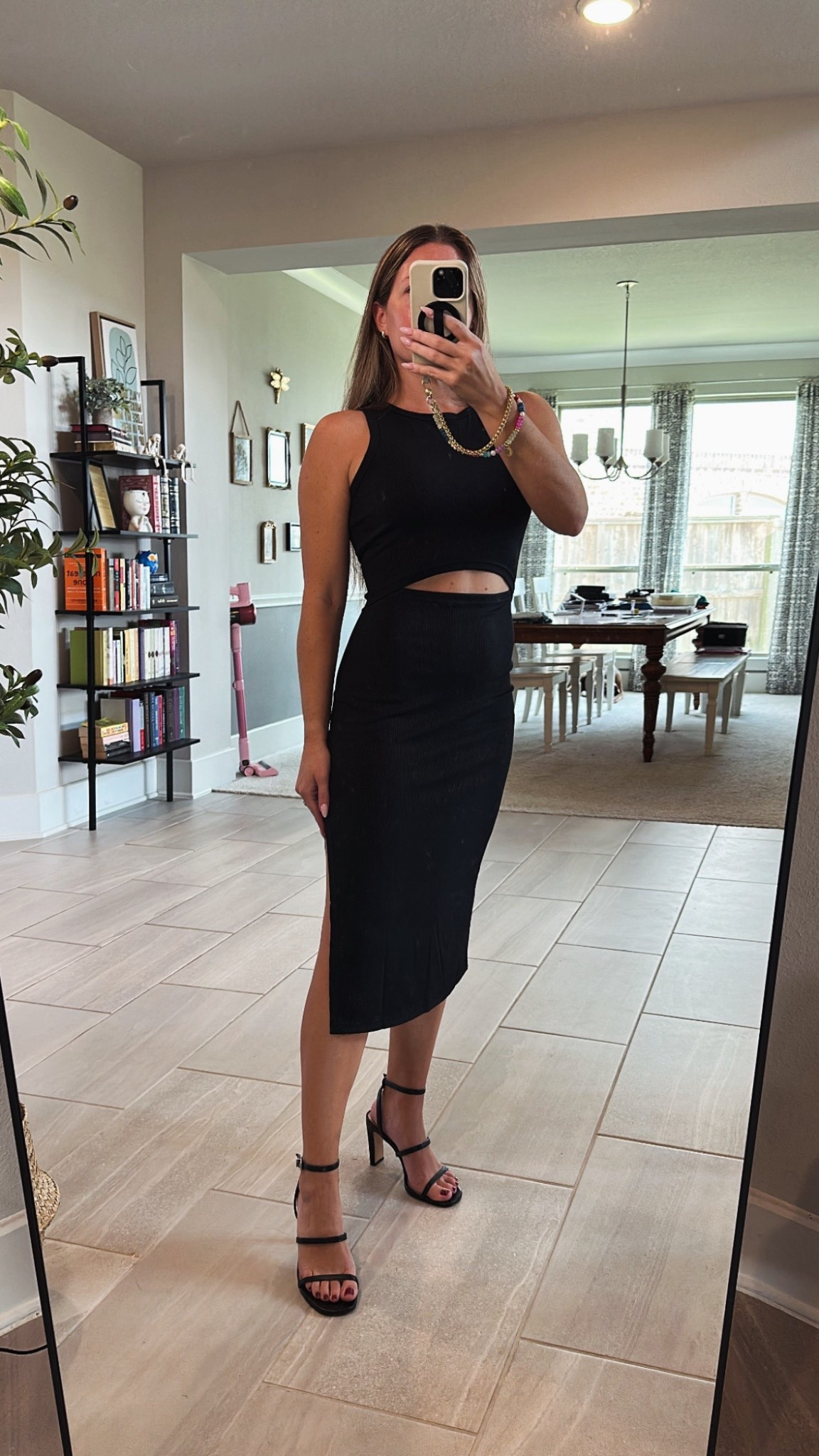 This dress 😍 wearing my true size small. 

#LTKFindsUnder50 #LTKSaleAlert #LTKStyleTip