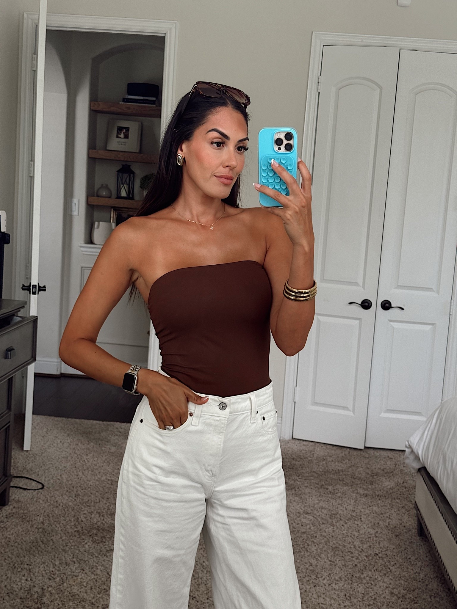Small top
26L jeans