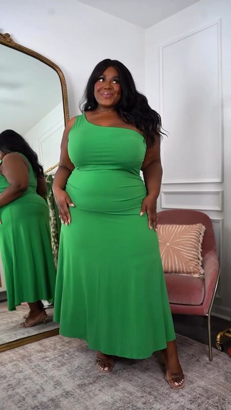 This dress is spicyyy❤️‍🔥 Definitely wearing this out on the town💚

Wearing XXL.

plus size fashion, dresses, wedding guest dress, vacation, spring outfit inspo, summer fashion, mini dress, maxi dress, brunch, girls night, date night looks, style guide

#LTKfindsunder50 #LTKplussize #LTKfindsunder100