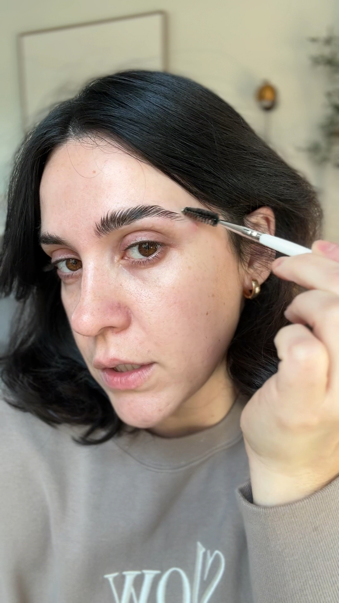 #walmartpartner #walmartbeauty @walmart affordable and easy winter makeup for a busy mama! 

Shades:
4 in 1 glow: light/medium
Blush: Bermuda 
Contour: medium tan 
Bronzer: 1 cool
Lip oil: rose envy 
Lip stain: lightest one 

#LTKMidsize #LTKSaleAlert #LTKBeauty