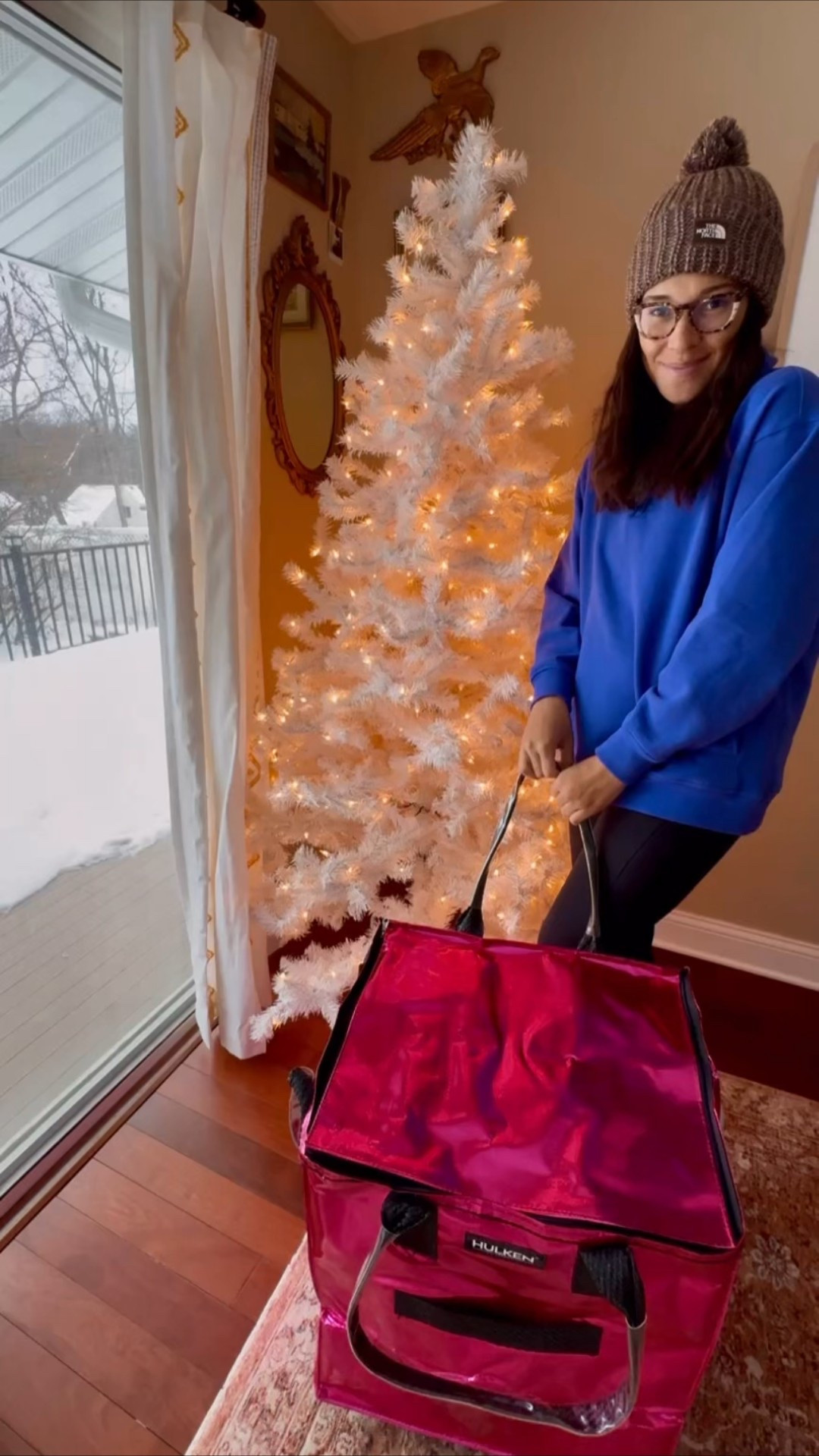 Y’ALL Hulken is having a 26% off sale!! 🤩

26% off their Ultraviolet 💜 and Cosmic Red ❤️ items. I’m contemplating a couple. I lovvvvvve my Hulken and use it for a lot of things of
•sourcing
•laundry
•groceries
•bringing items to Buy, Sell, Trade
•road trips
——
#reseller #mom #groceries #laundry #hulken #hulkenbag 


#LTKTravel #LTKHome #LTKmomlife