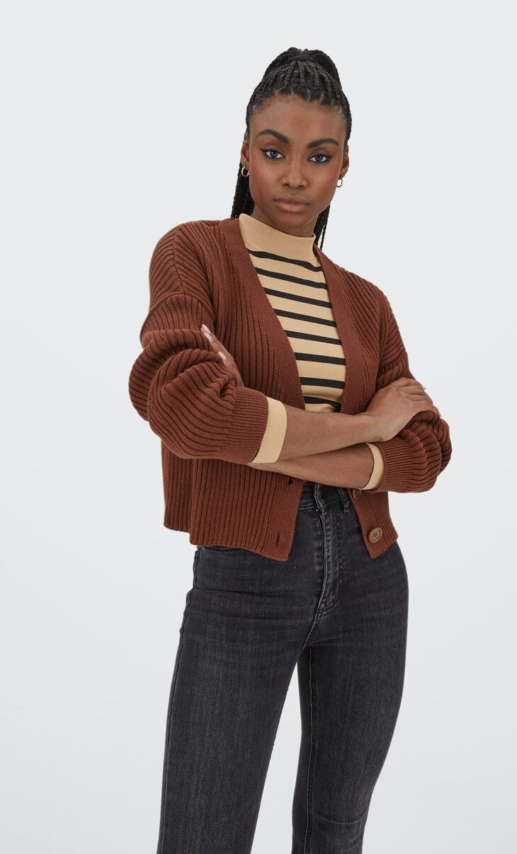 Ribbed crop cardigan - Women's fashion | Stradivarius United Kingdom | Stradivarius (UK)