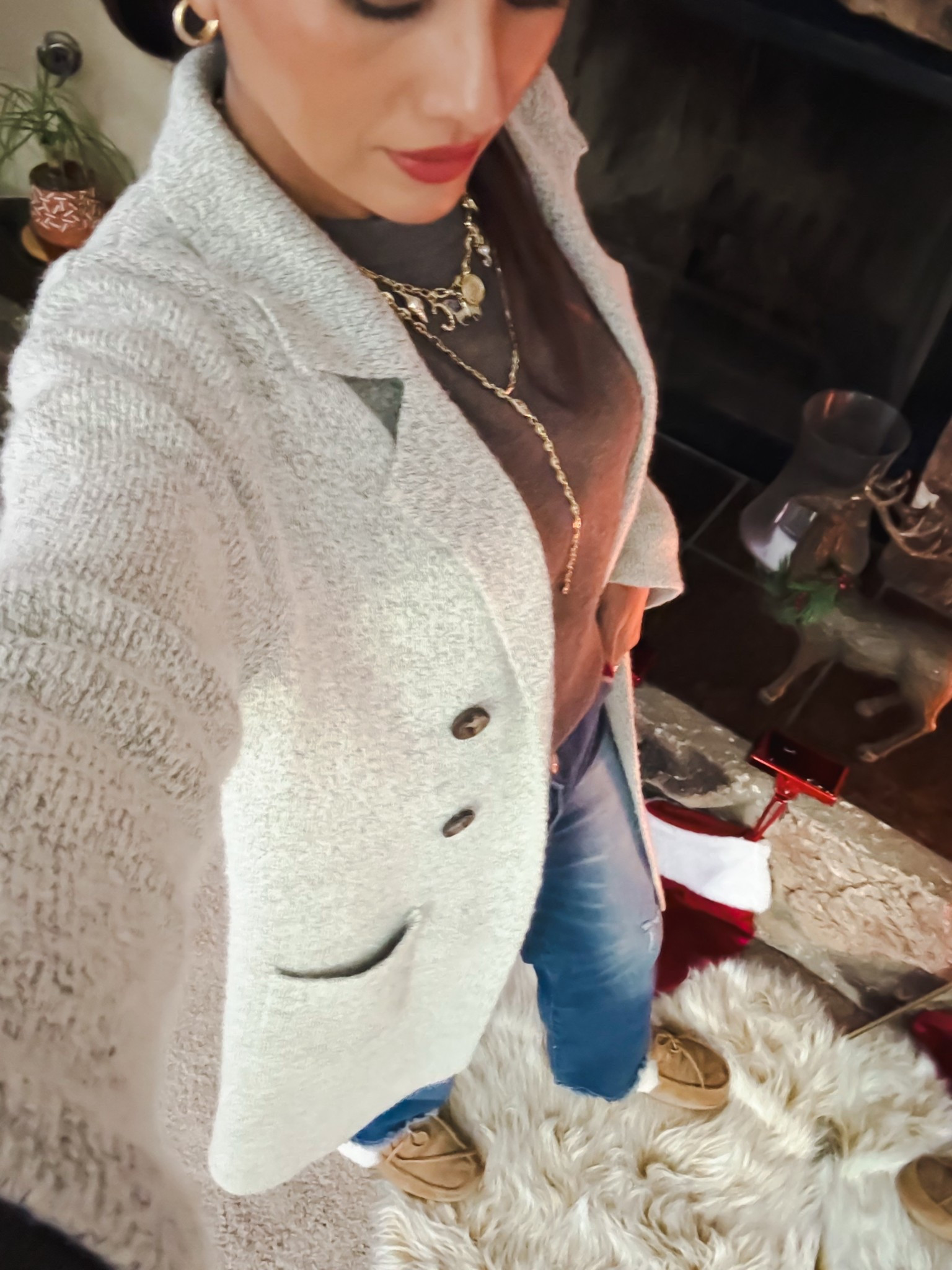 Cozy never looked this chic ❄️ soft, comfy, and effortlessly styled—this is my winter uniform 🤍

#CozyChic #WinterStyle #SweaterWeather #LTKFinds #ComfortMeetsStyle #EverydayOutfit #ColdWeatherLooks

#LTKootd #LTKSeasonal #LTKSaleAlert