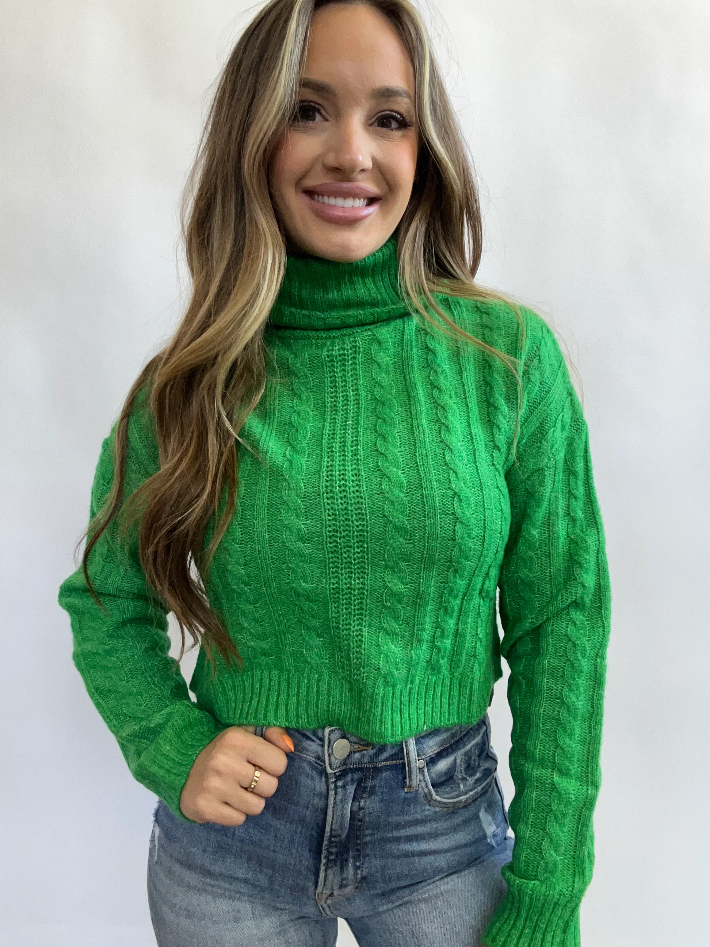 Cable Knit Cropped Sweater | Willow Boutique