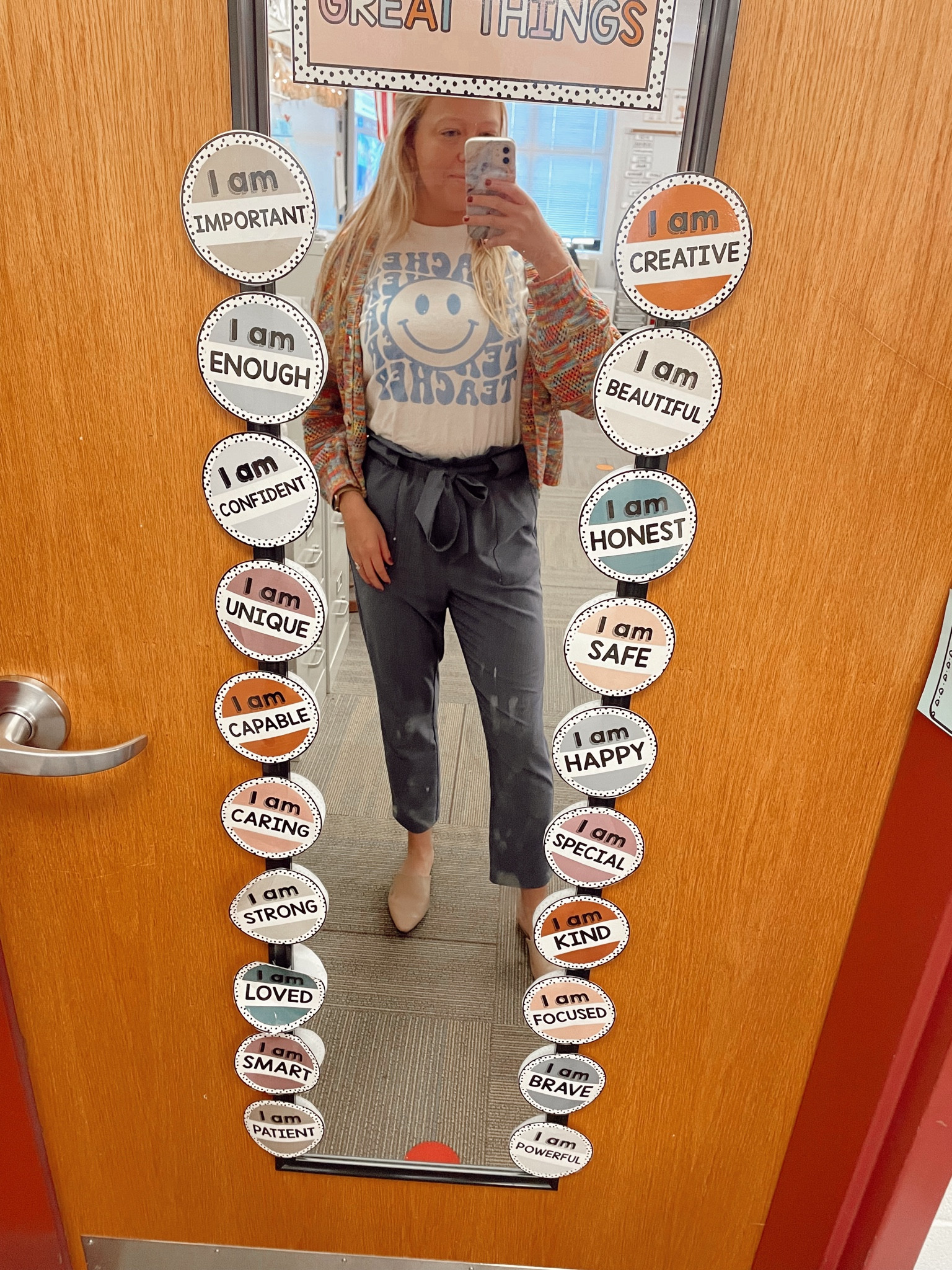 OOTD 👩🏼‍🏫✏️


Elementary school teacher ootd
Work outfit of the day 

#LTKBump #LTKFindsUnder100 #LTKWorkwear