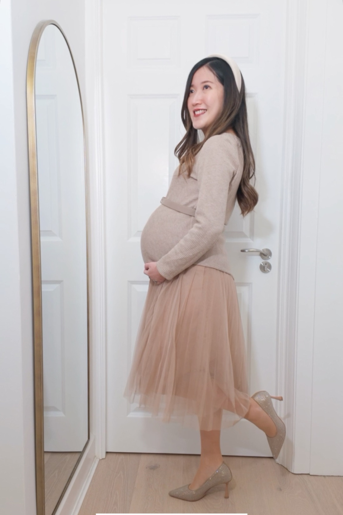 Non maternity dress for pregnancy

I’m wearing size XS in my third trimester 

#LTKstyletip #LTKmaternity #LTKworkwear
