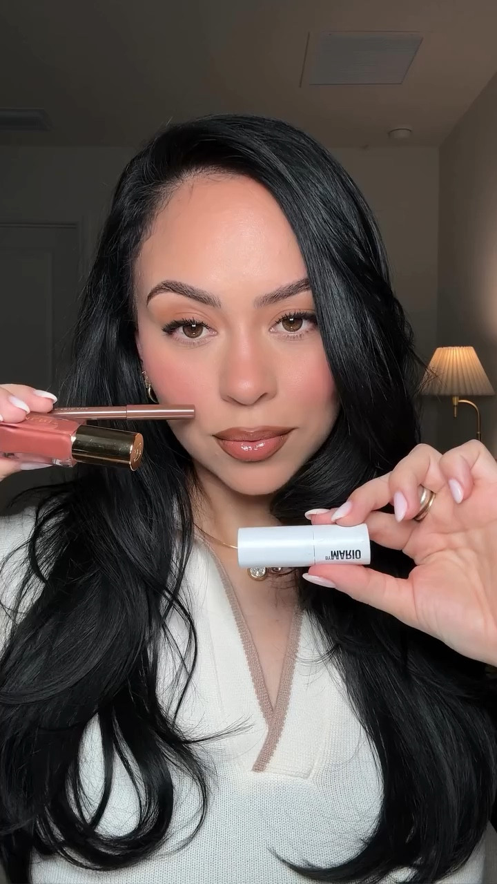 today’s nude lip combo 🫦 : 

@summerfridays lip liner 
@makeupbymario lipstick ( sierra ) 
@merit gloss ( Biarritz )