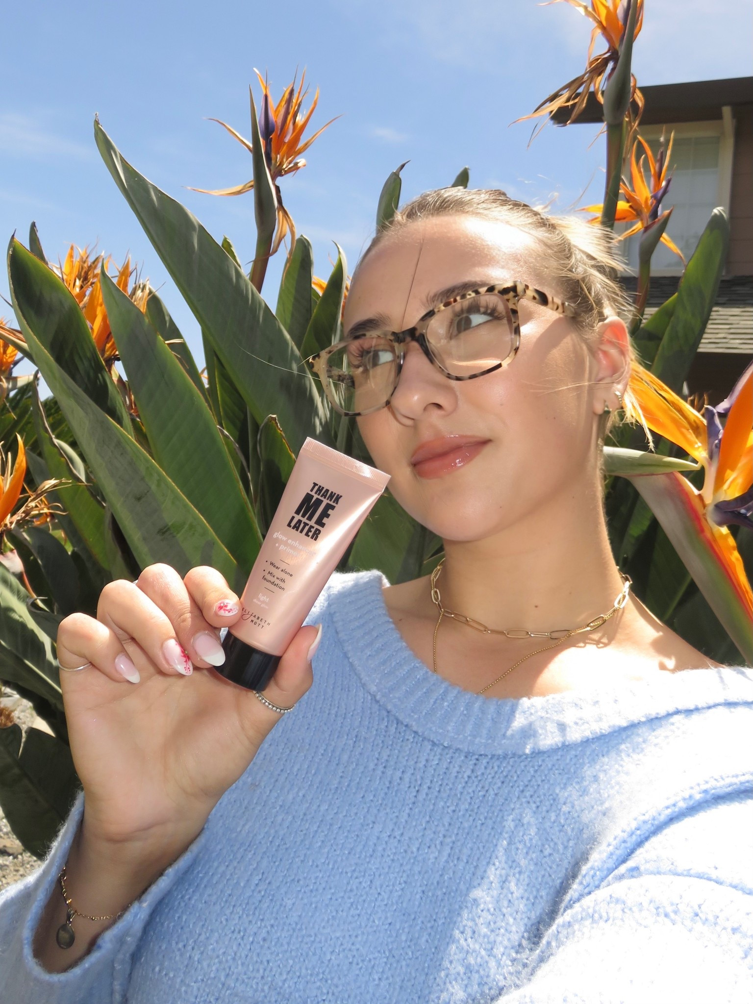 My go to! Love this for a glowy look

#LTKStyleTip