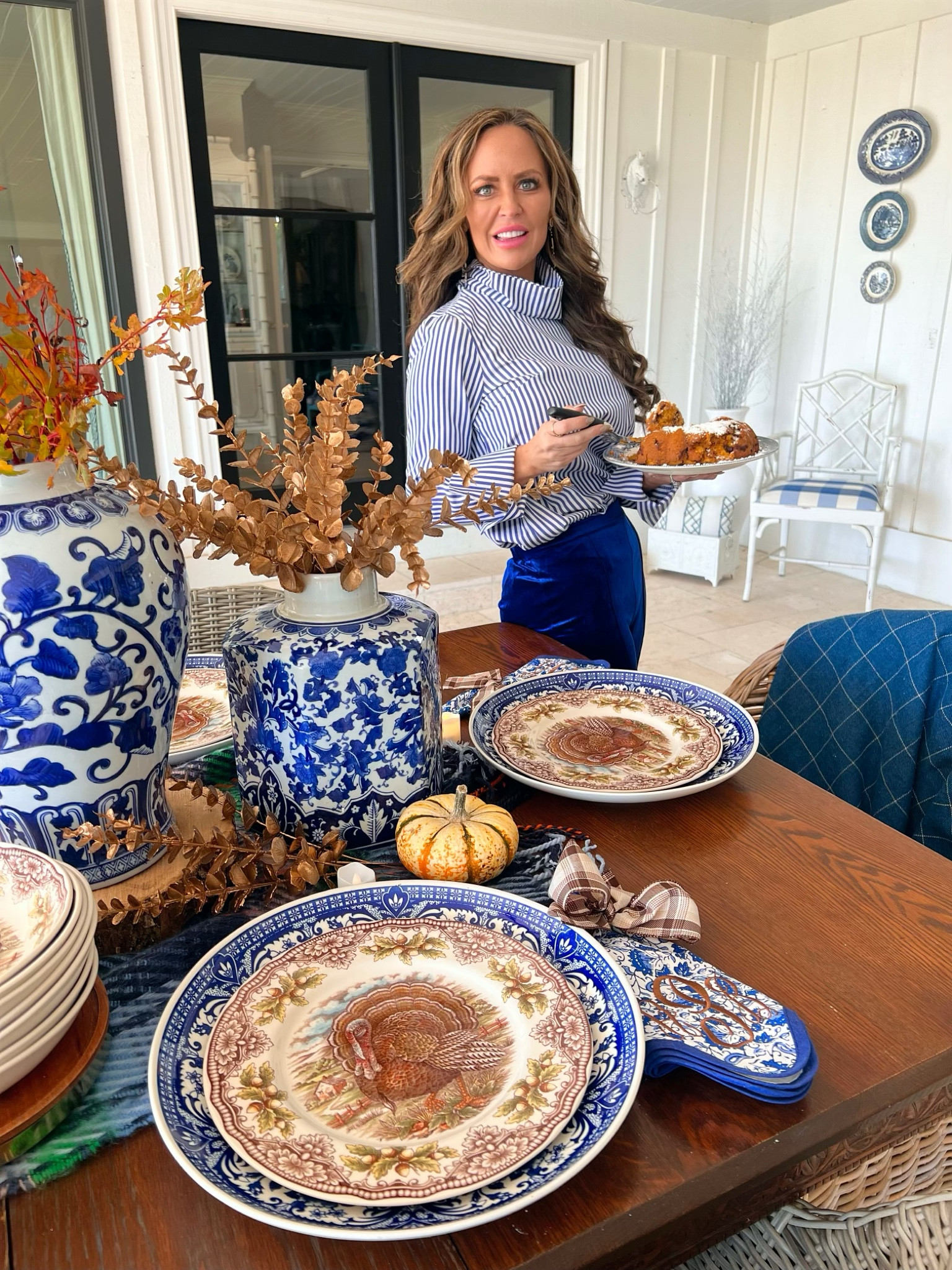 Thanksgiving outdoor table setting | Friendsgiving | hosting | family gatherings | dinner party#LTKHoliday

#LTKparties #LTKSeasonal