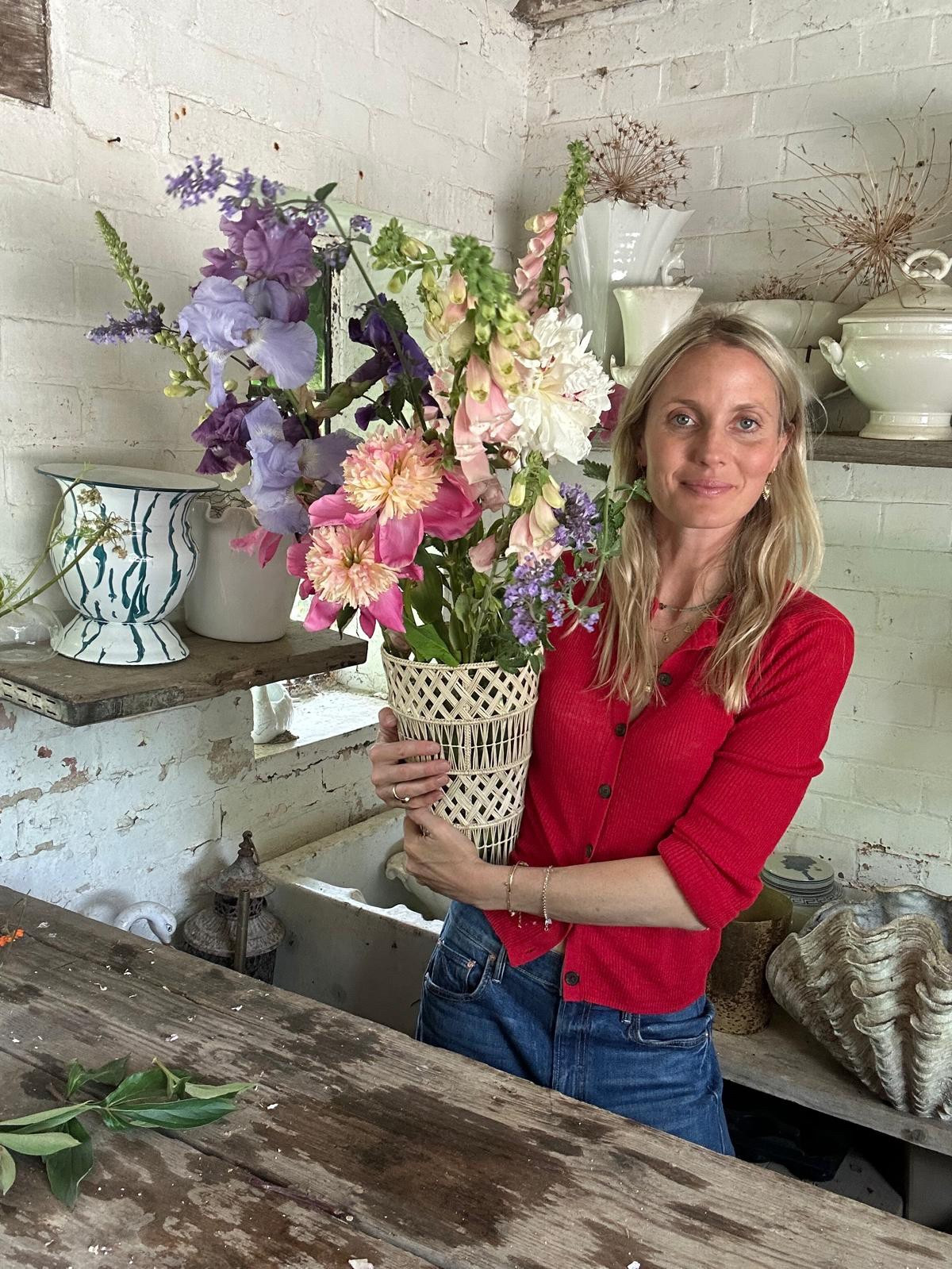 Red Knit + more Mother Denim on repeat, and our new rattan vases ❣️

#LTKuk #LTKsummer #LTKluxury