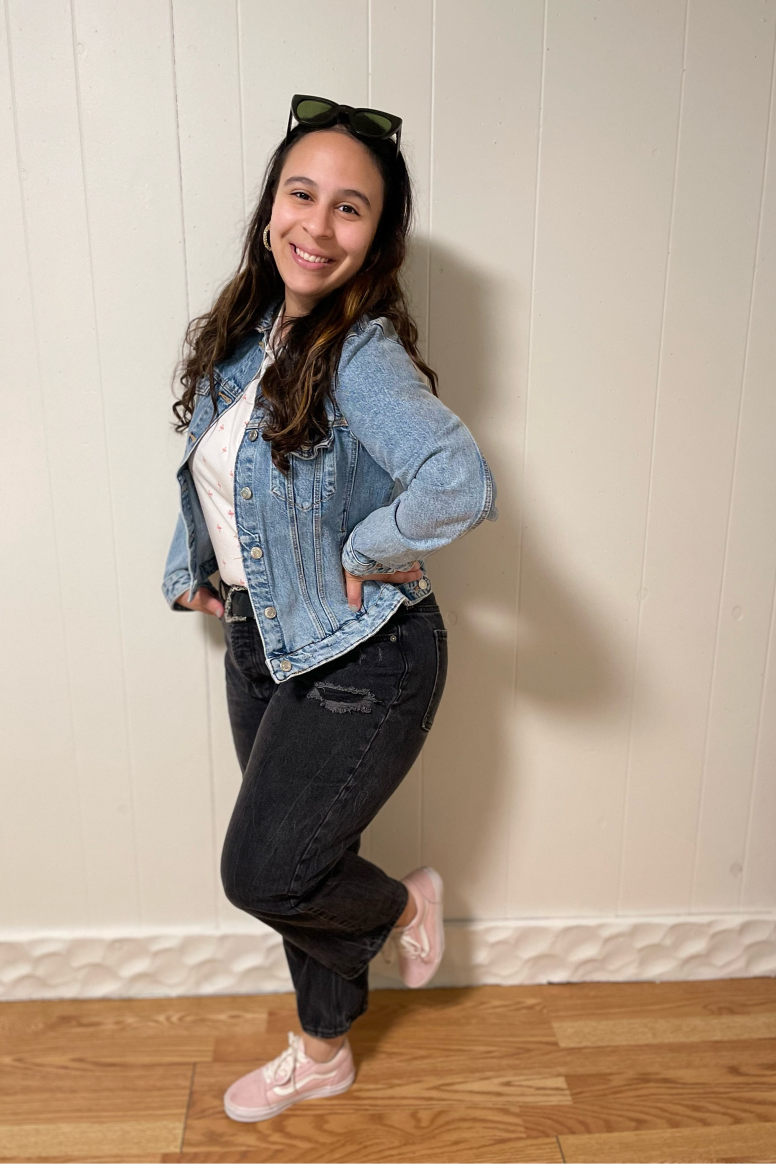 Day 10 — The final day of the series is here everyone!! Hope you all enjoyed it 🫶🏼🫶🏼

I love this Zara jacket but unfortunately I can’t link so I shared some similar ones! paired with these cute pink vans and one of my favorite Old navy jeans!

#oldnavy #zara #vans #denimjacket


#LTKFind #LTKstyletip #LTKunder100