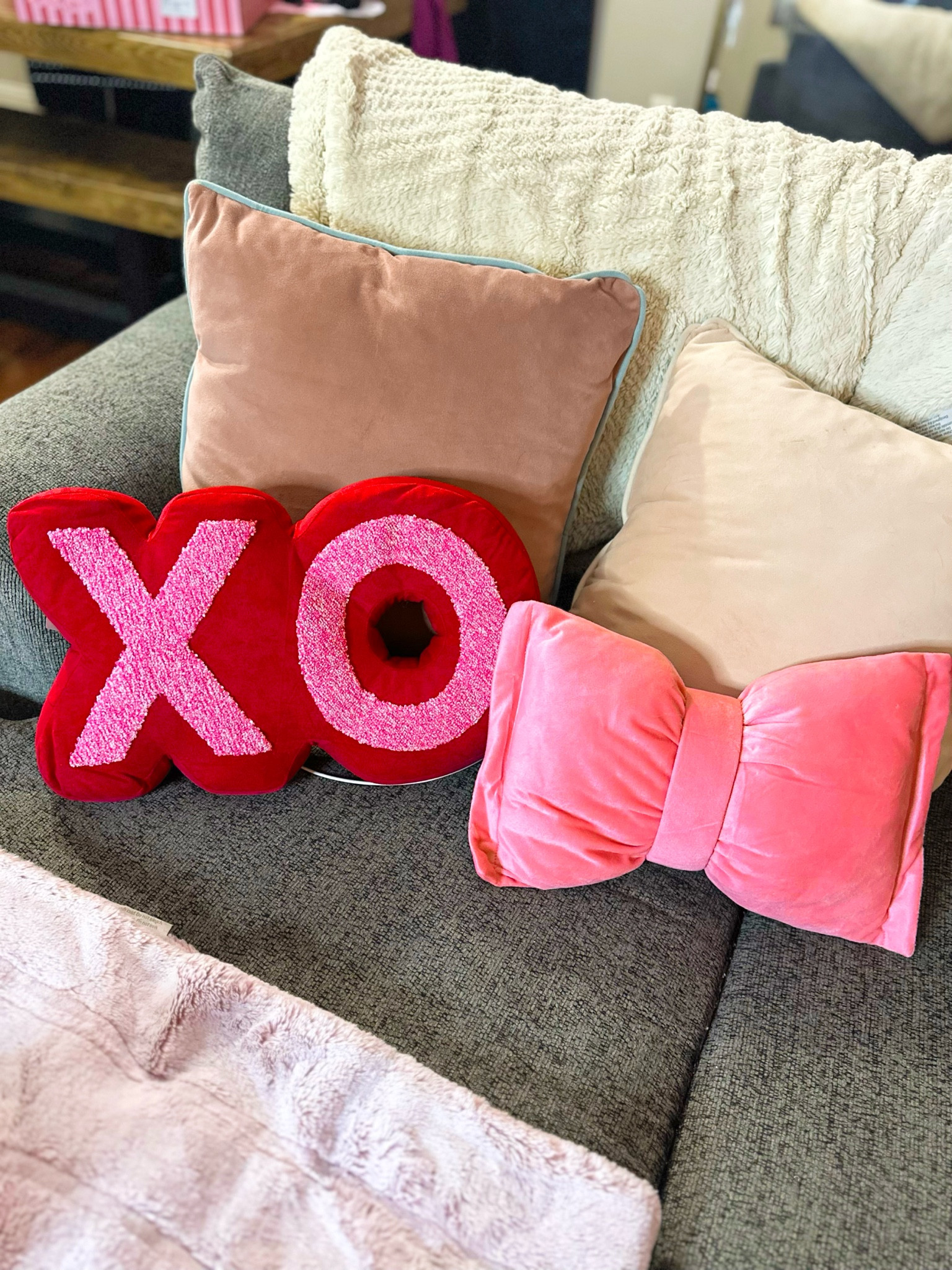 Target $5 pillows! 💌♥️🎀 perf for vday!

#LTKHome #LTKFindsUnder50 #LTKSeasonal