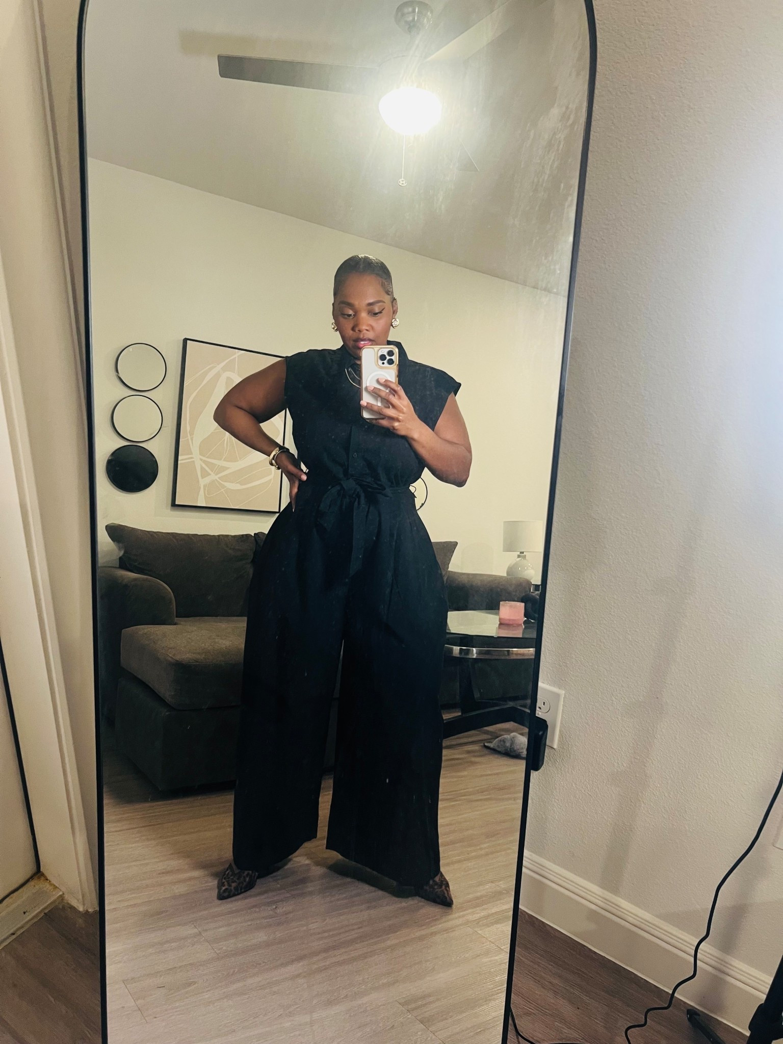 The perfect jumpsuit for all my petite ladies! 

#LTKValentine #LTKPetite #LTKMidsize