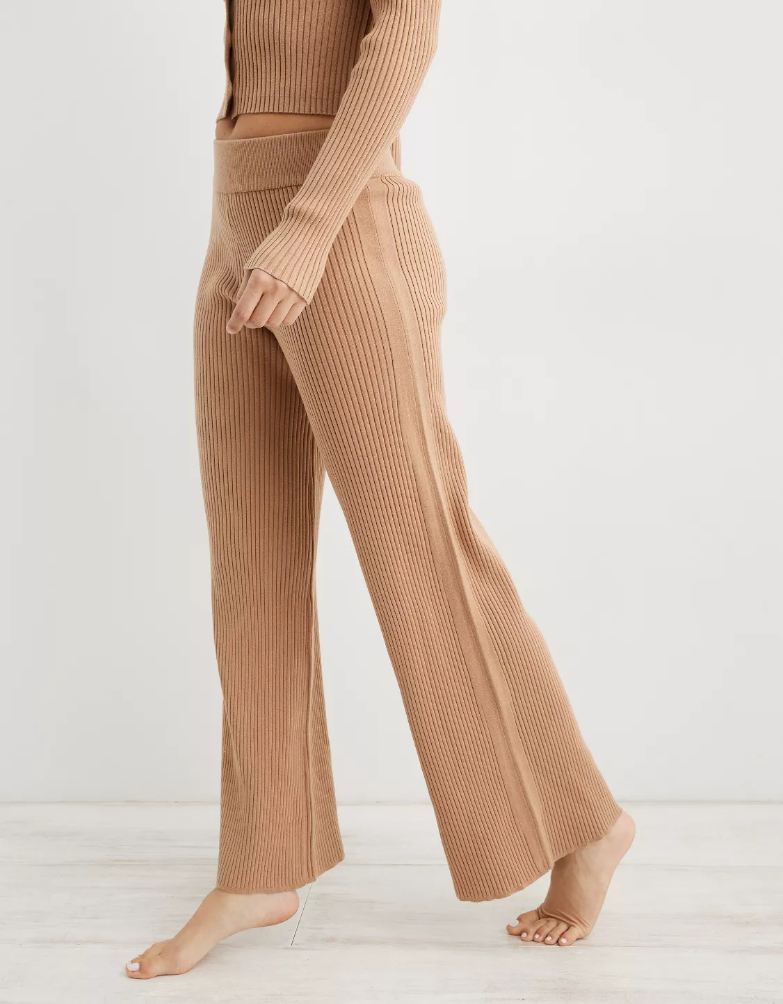 Aerie Gotta Jet! High Waisted Skater Pant | Aerie