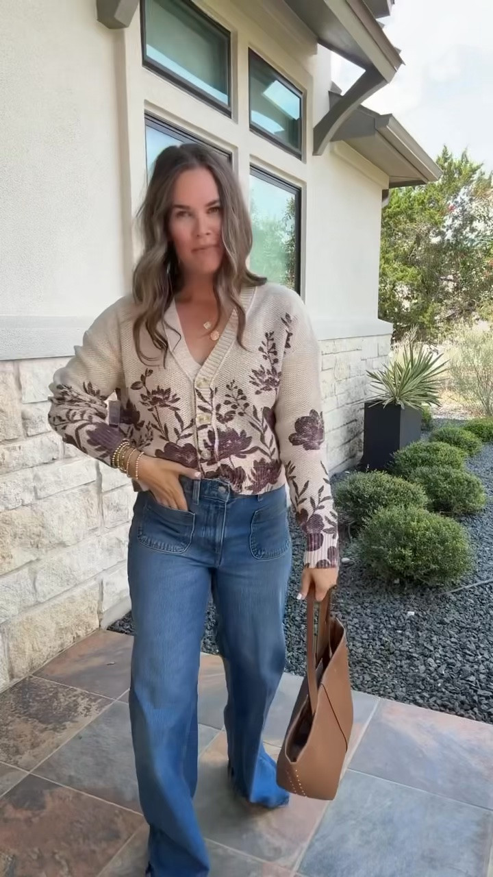 I have worn these wide leg bottoms so many different ways! Throwing on this brown tote gives the whole casual outfit such an elevated feel

#LTKgrwm #LTKootd #LTKSeasonal