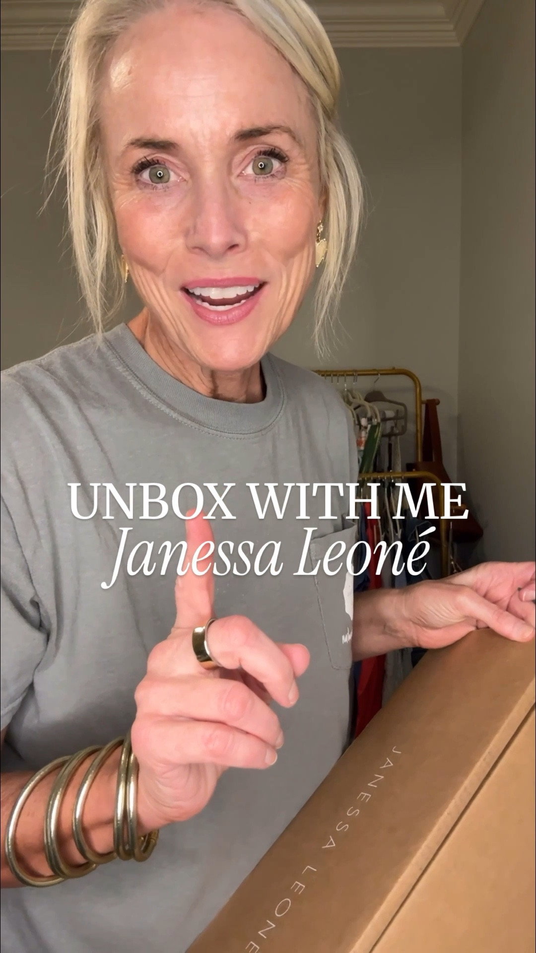 Unbox with me my new hat from Janessa Leoné



#LTKOver40 #LTKStyleTip #LTKTravel