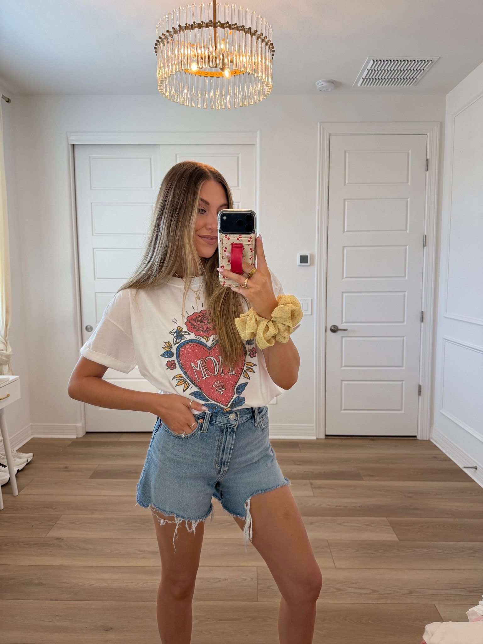 The perfect casual outfit! Use code MAKENNA20 on orders $100+