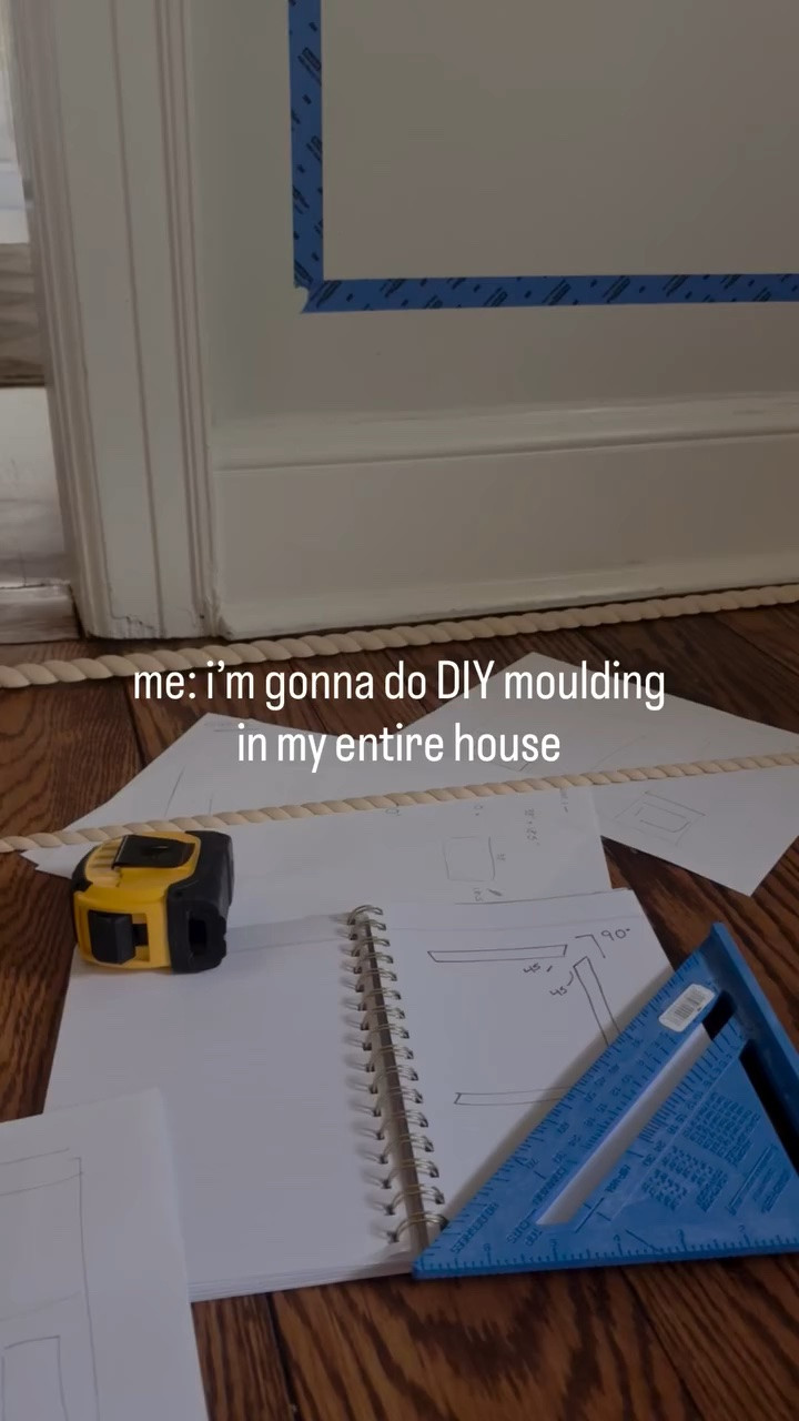 Ok but actually why is this so hard?? 🤣🤣

#diymoulding #moulding #wainscoting #diywainscoting #coastalhomedecor