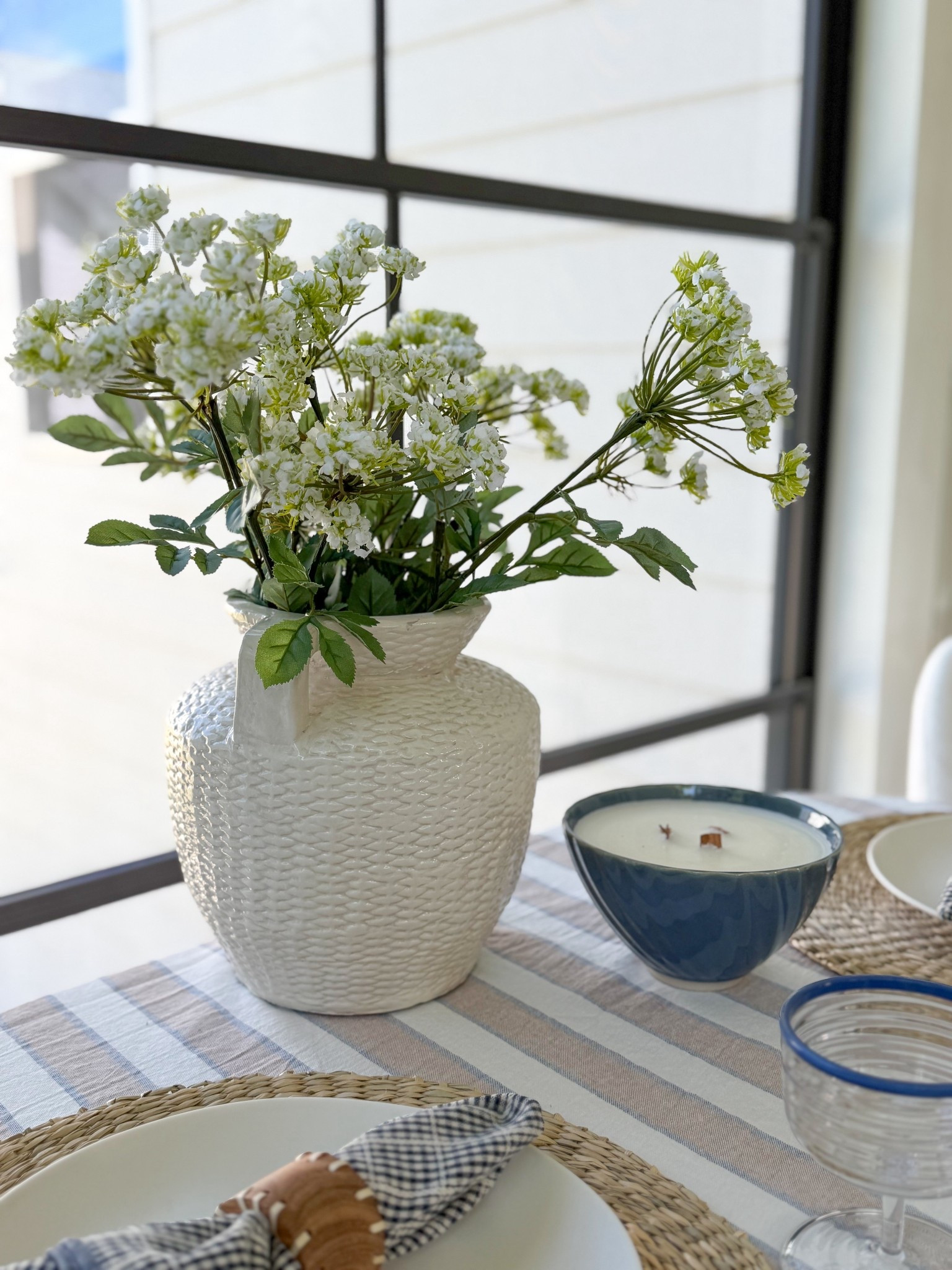 These faux floral stems are absolutely gorgeous and so affordable from @Target 

Outdoor tablescape, outdoor table, faux floral stems, faux stems, outdoor tables, candle, target home finds

#LTKHome
