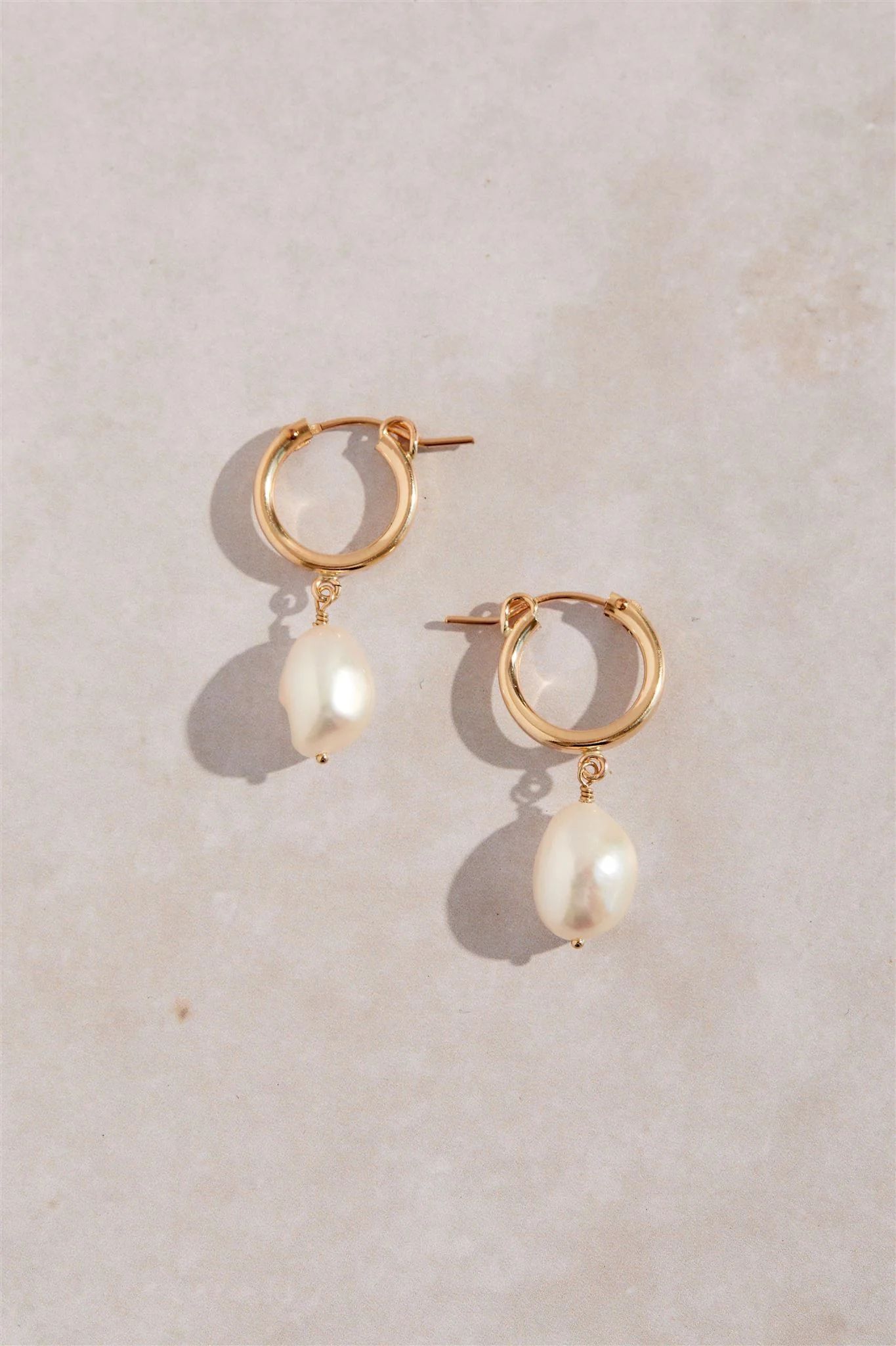 Adelle Hoops | Set & Stones