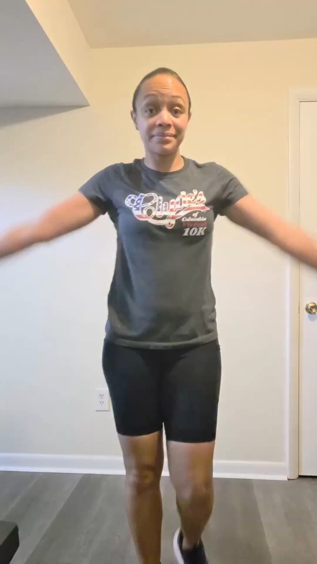 Happy Monday 

4 mile easy run on the treadmill 
Day 1 of 10 Minute Speed Train @bodi

I wanted to add some strength training in, but wanted to be mindful of my time. This program is 4 weeks long and I think this will align with my running and my schedule. 

Preparing for my 4th of July race! There is still time to register and run with me! 

-
-
#5ktraining #runningmom #runningjourney